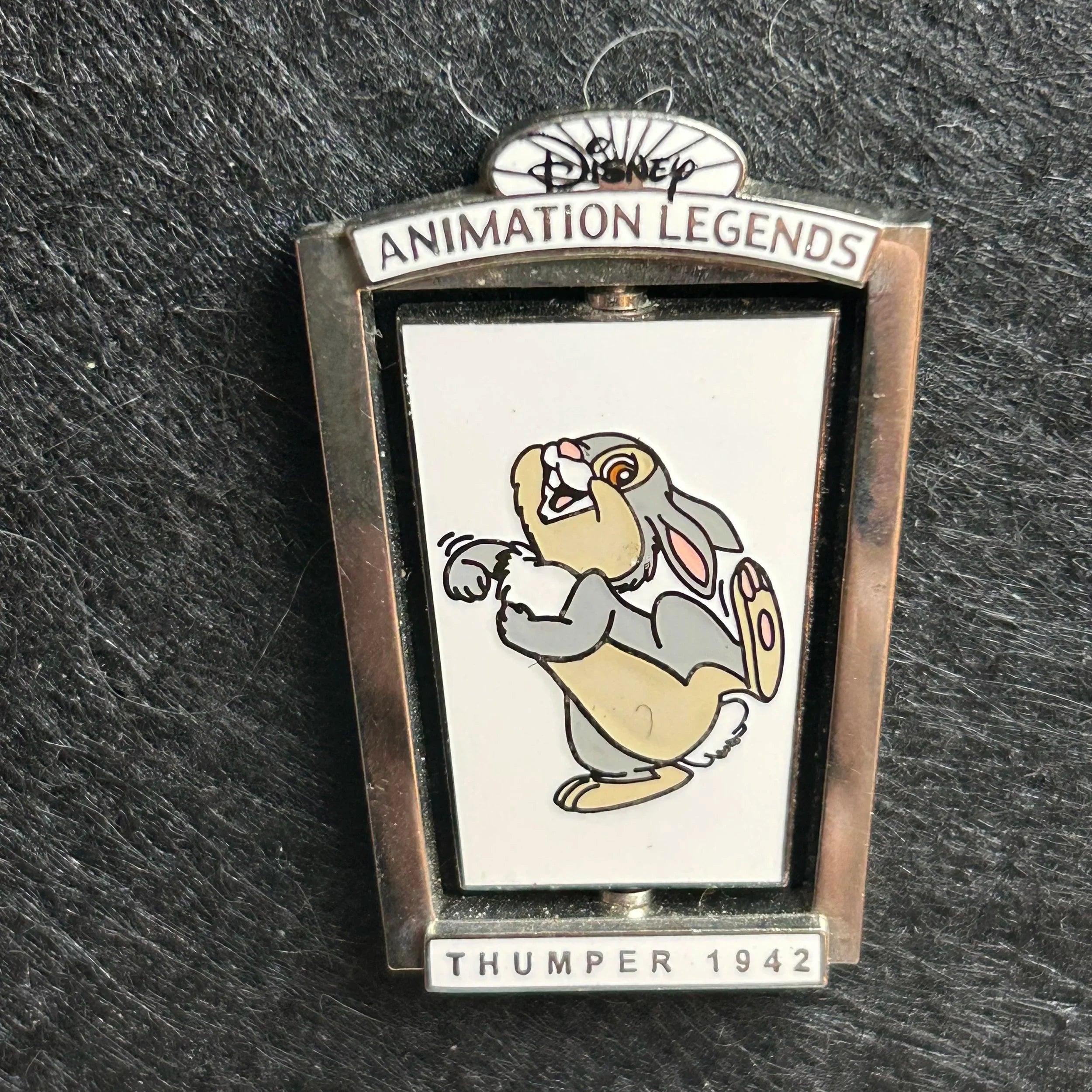 2002 - Thumper 1942 - Bambi - LE 5,000 - Animation Legends - Spinner - Disney Pin