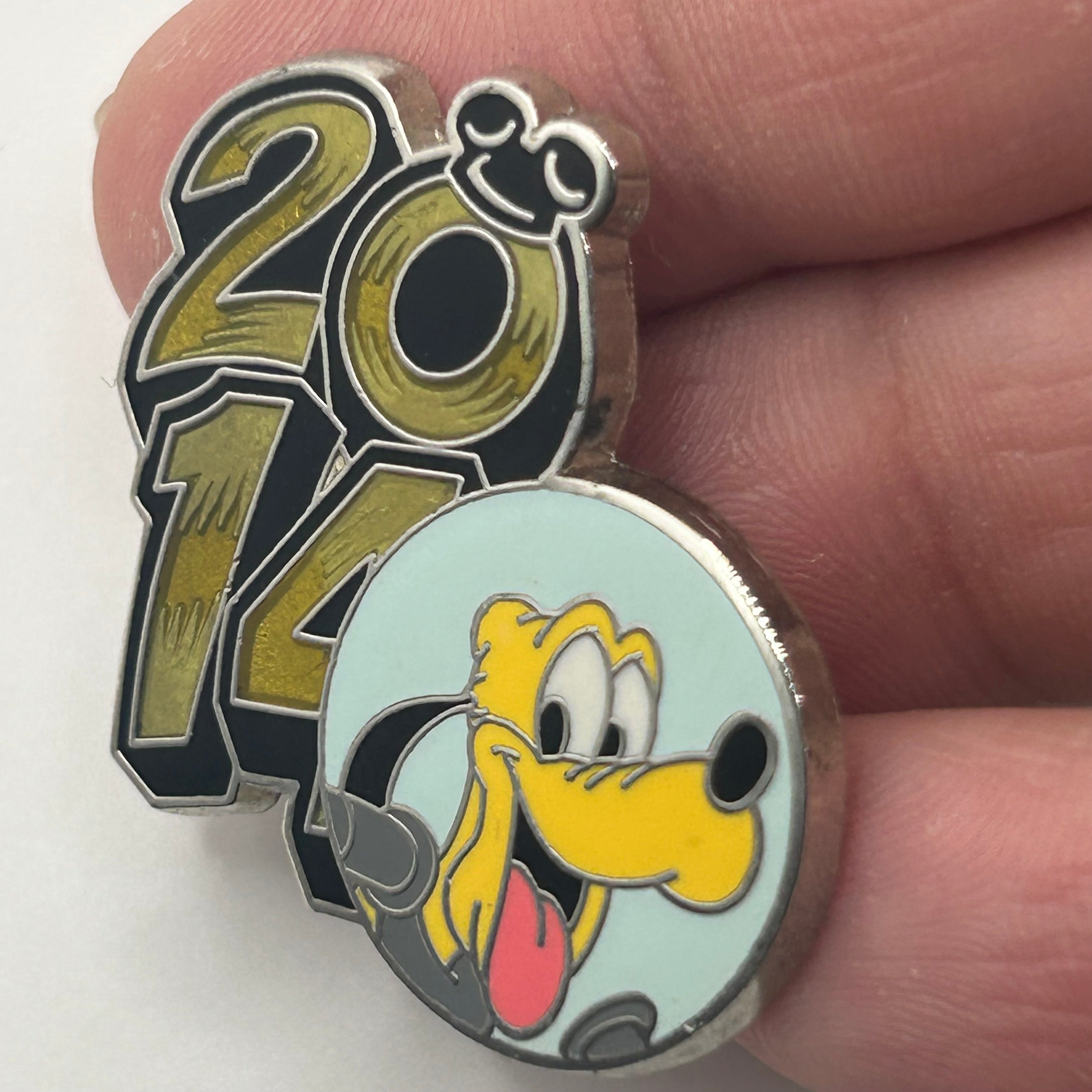 2014 - Pluto in Bubble - Dated Pin - Disney Pin