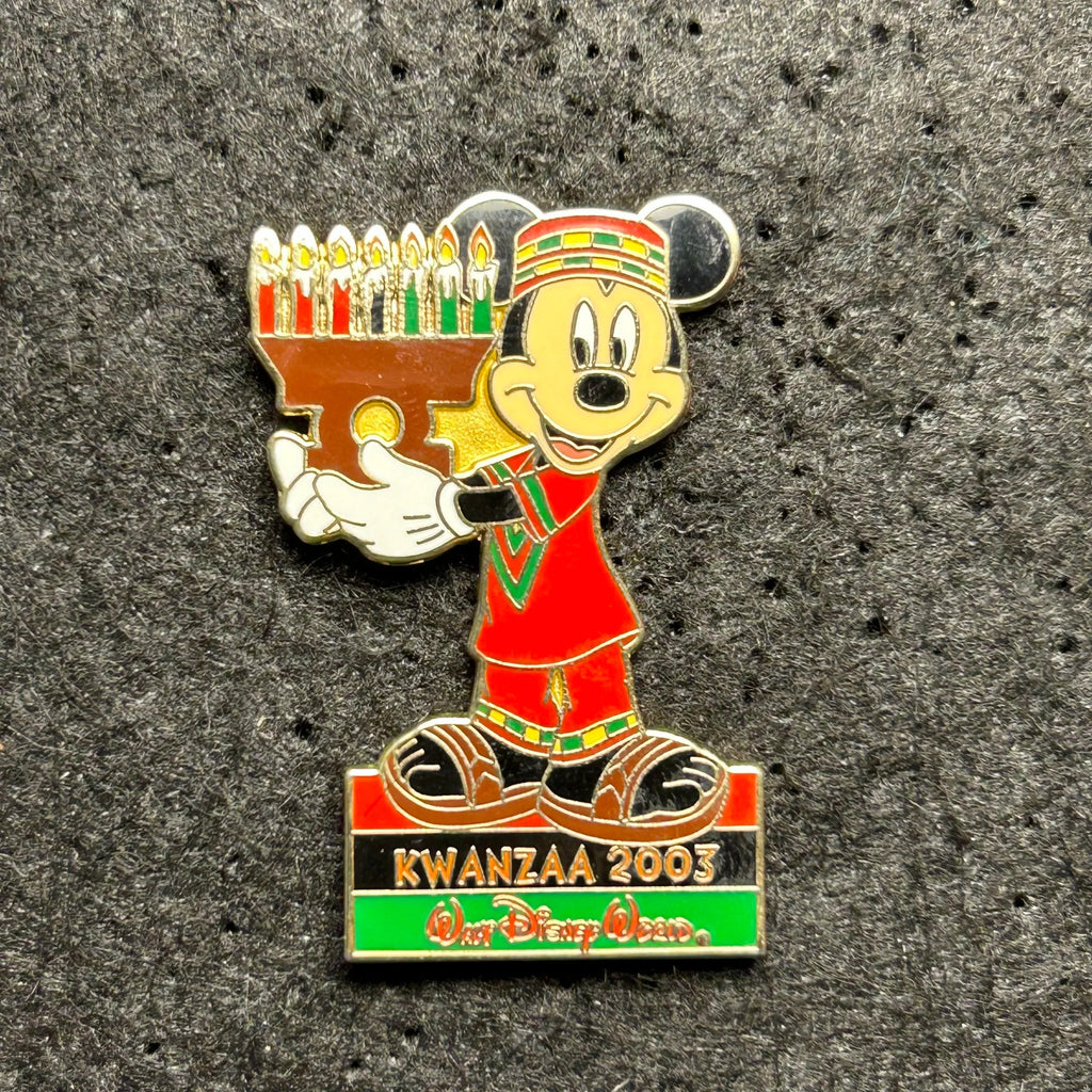 2003 - Mickey Mouse - Kwanzaa - Holiday - LE 1,000 - Disney Pin