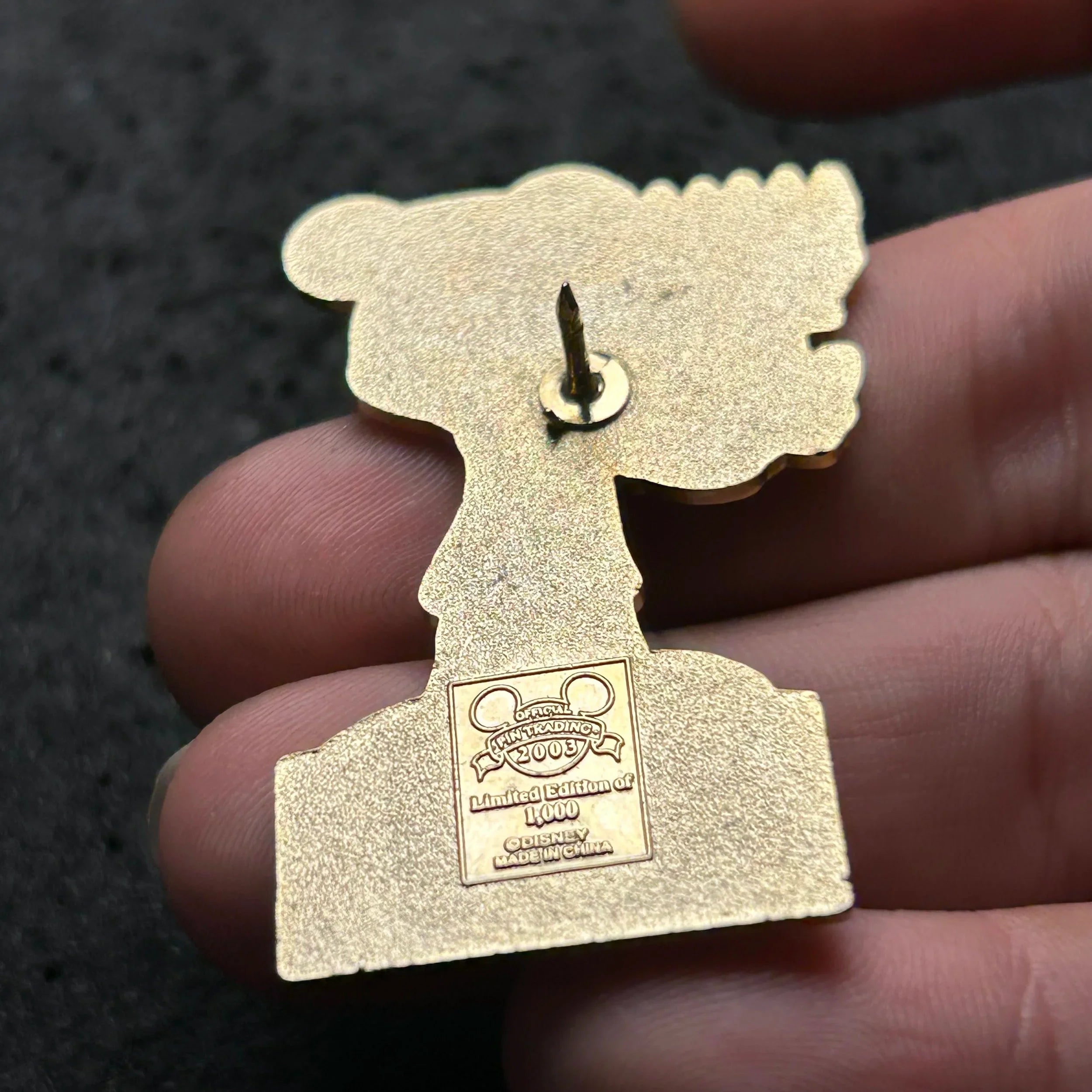 2003 - Mickey Mouse - Kwanzaa - Holiday - LE 1,000 - Disney Pin