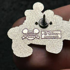 2004 - Mickey Mouse - Leaning Against Car - WDWTC - Mini - Disney Pin