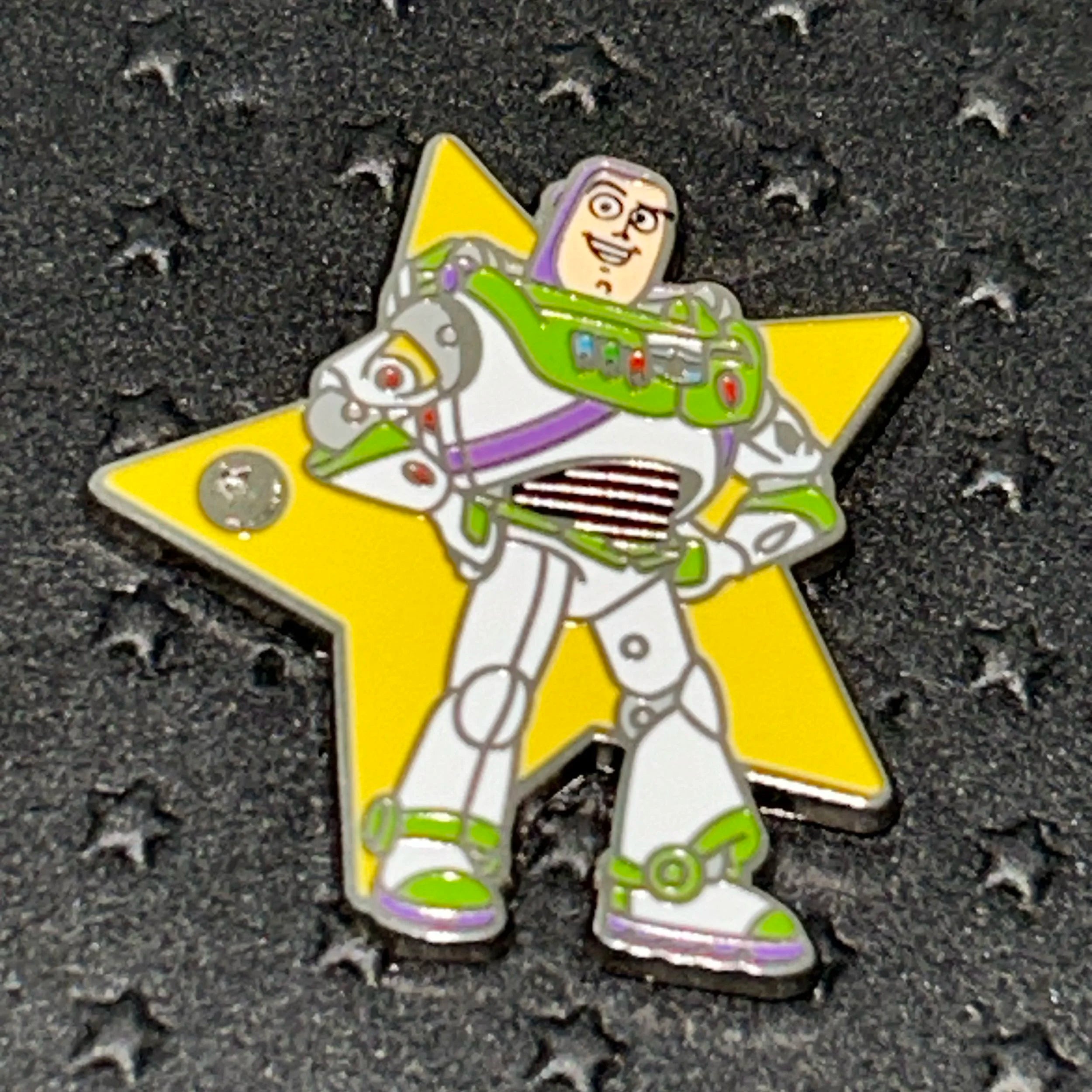2020 - Buzz Lightyear - Toy Story - Hidden Disney - Star - Pin