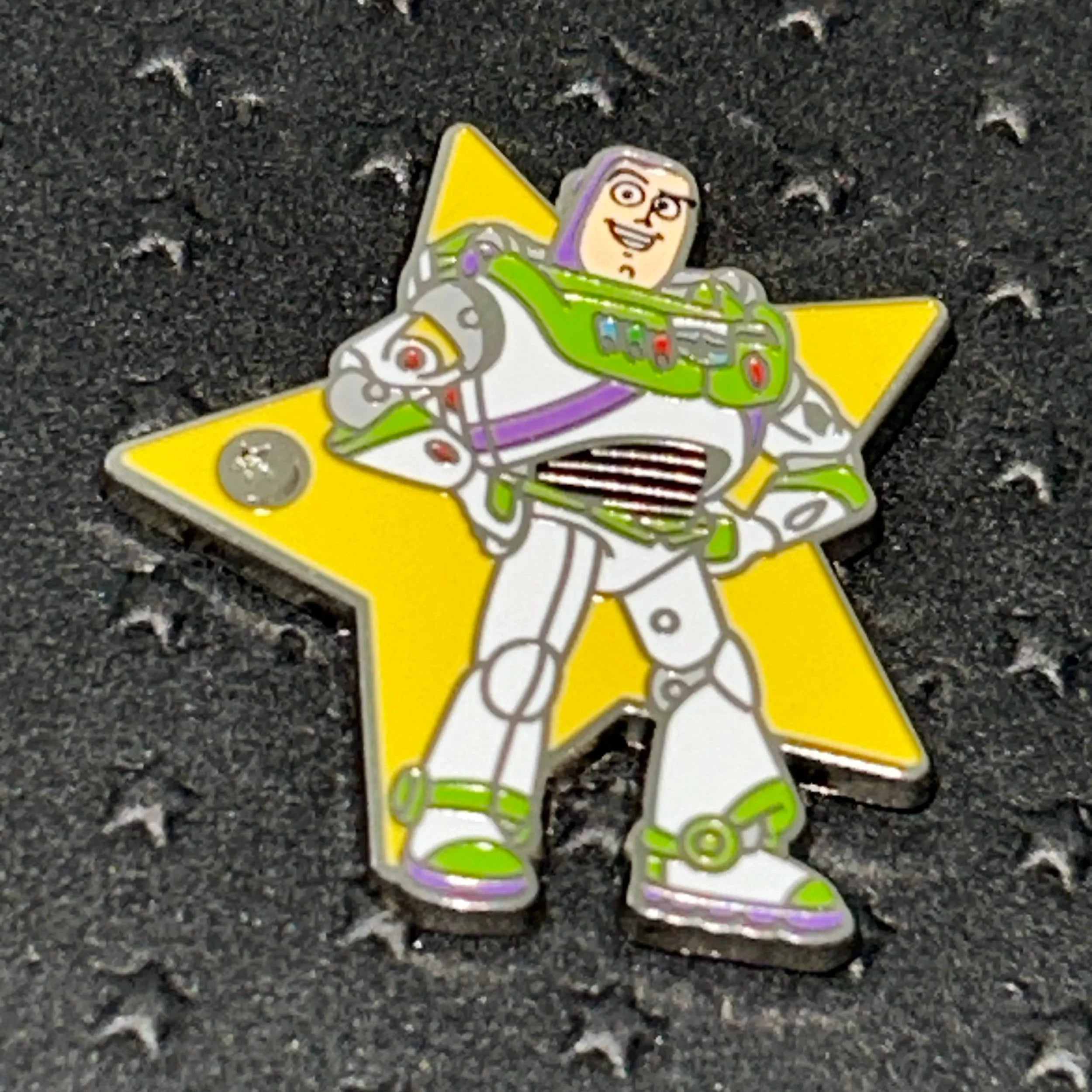 2020 - Buzz Lightyear - Toy Story - Hidden Disney - Star - Pin