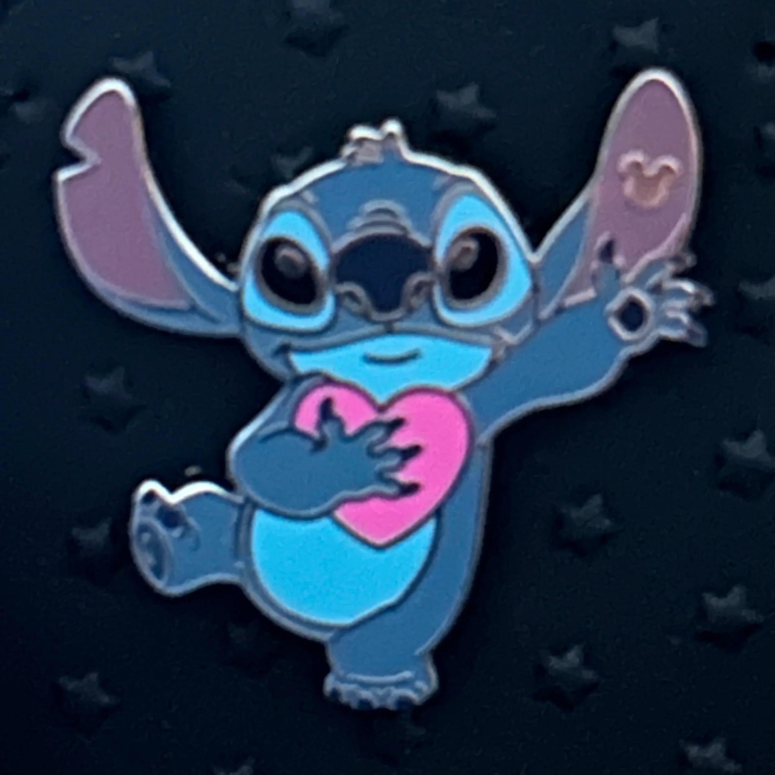 2024 - Stitch - Valentines Day - Hidden Disney - Pin