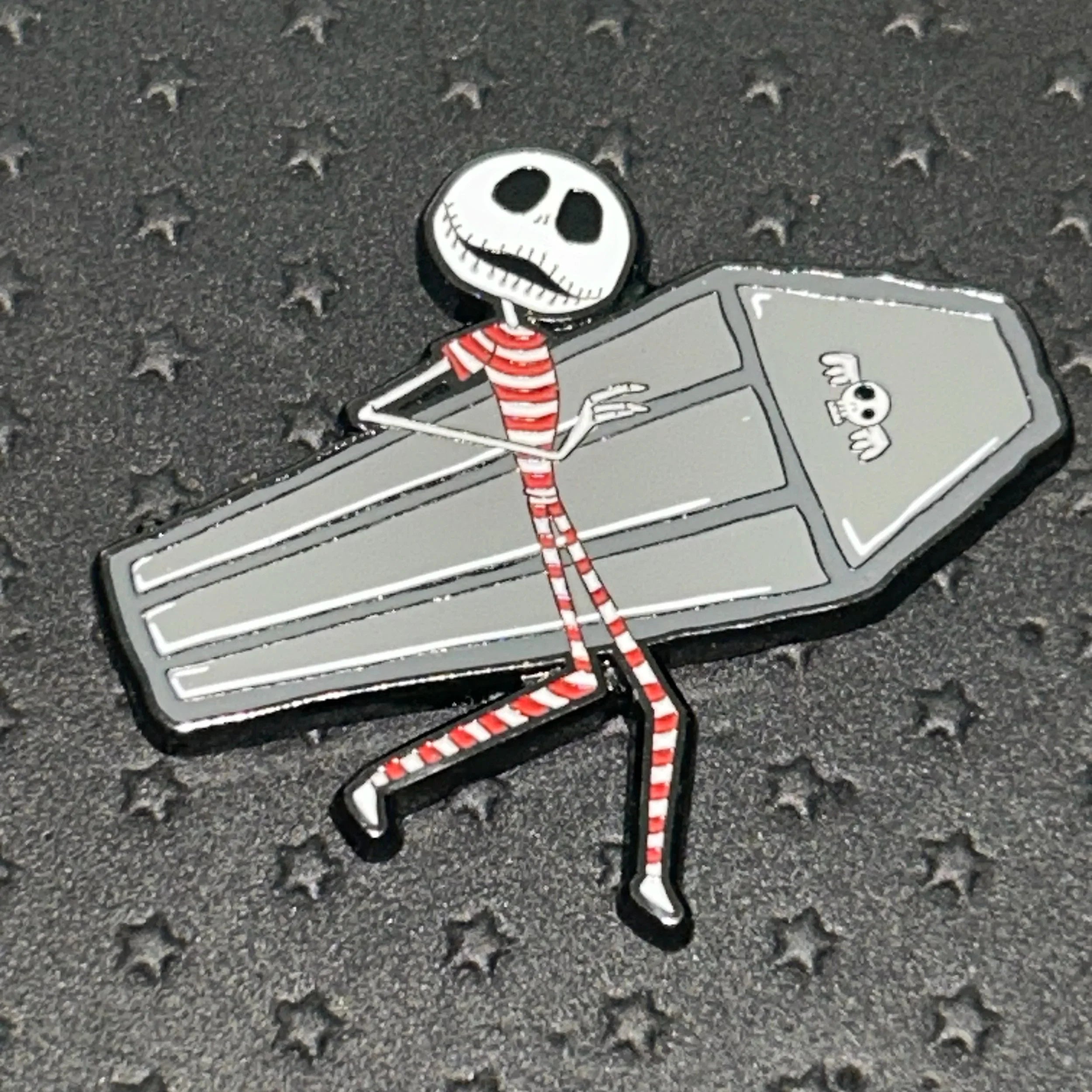 Loungefly - Jack Skellington - Surfing with Coffin - Disney Pin