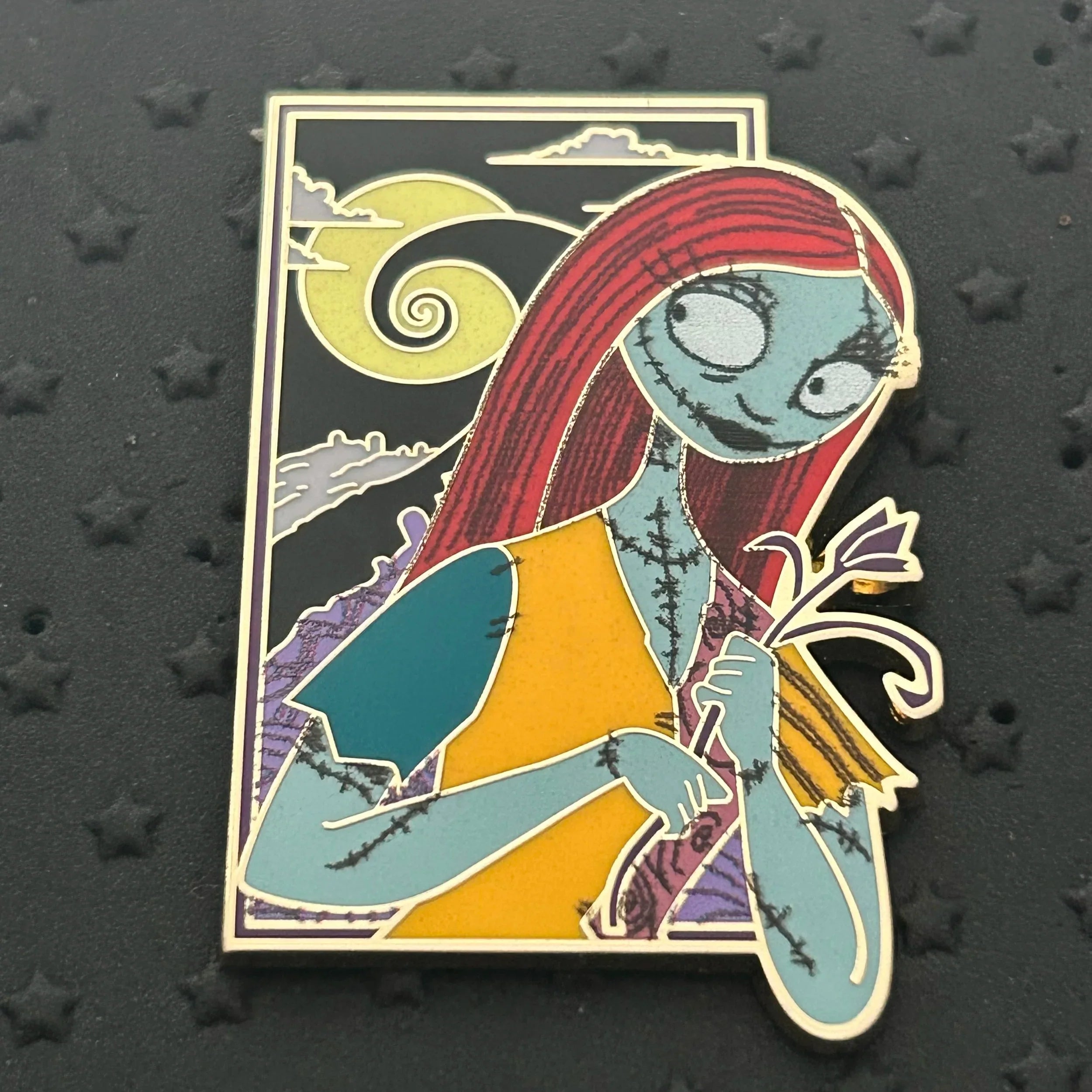 2024 - Sally - With Flower - NBC - Graveyard Hill - Disney Pin
