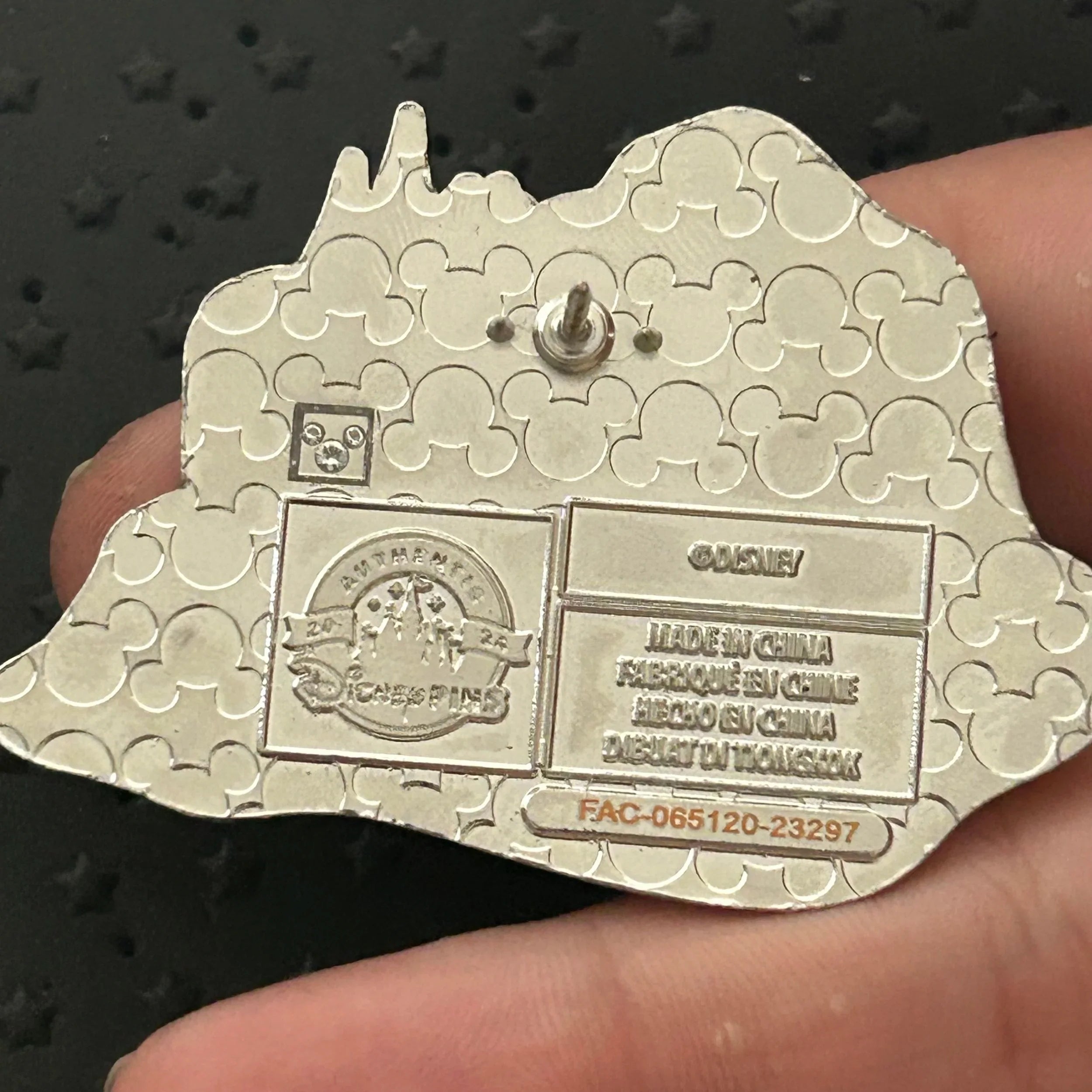 2024 - Mickey Mouse and Yeti - Mickey Shorts - WDW - Pin