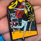 Loungefly - Sally At The Beach - NBC - Disney Pin
