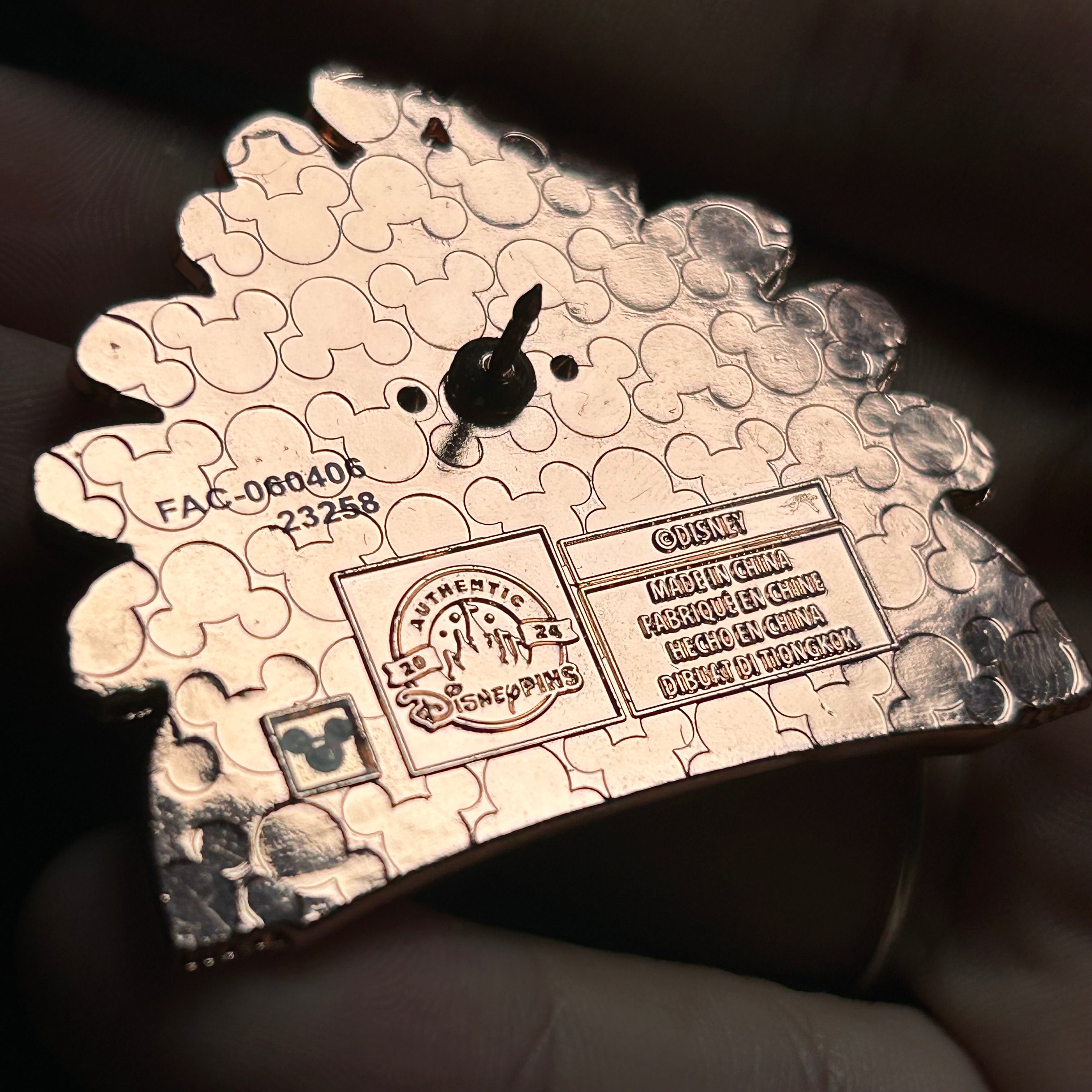 2024 - Moana Crown - 3D - Disney Pin