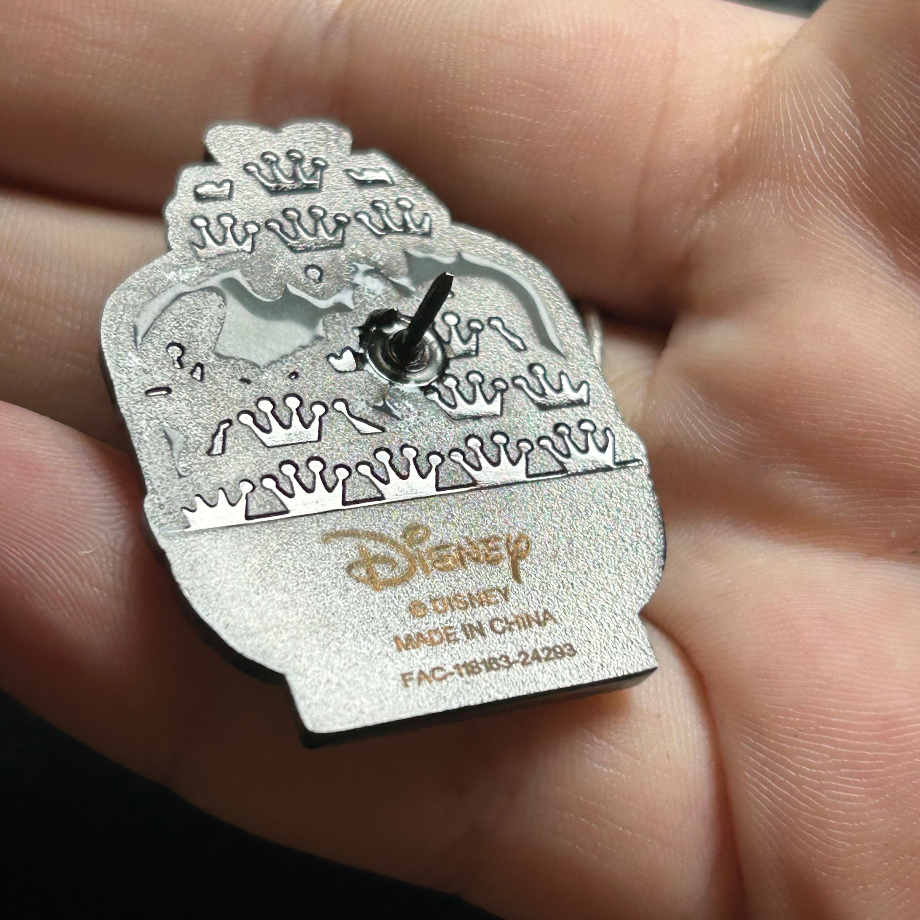 Loungefly -  Mulan and Mushu - Disney Pin