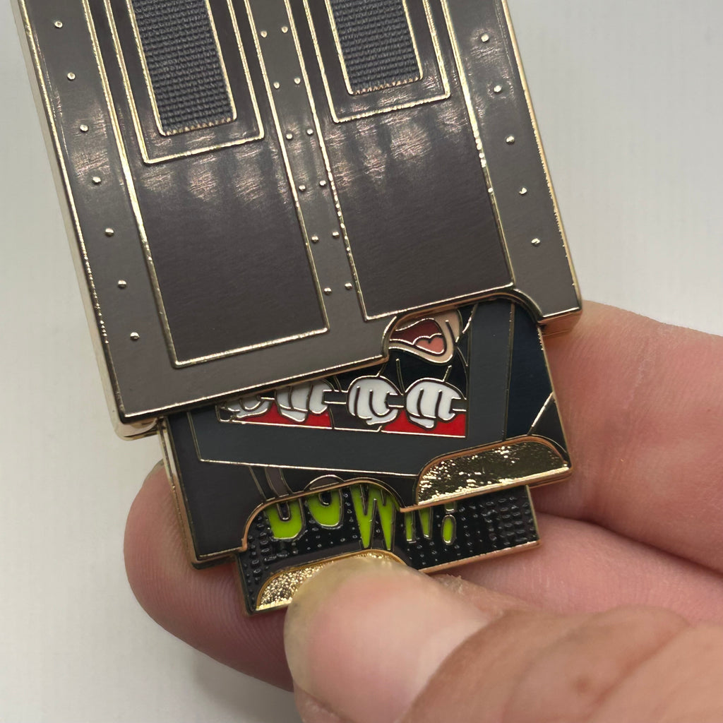 2026 - Tower of Terror - Pull Down - Mickey and Minnie Mouse - Disney Pin