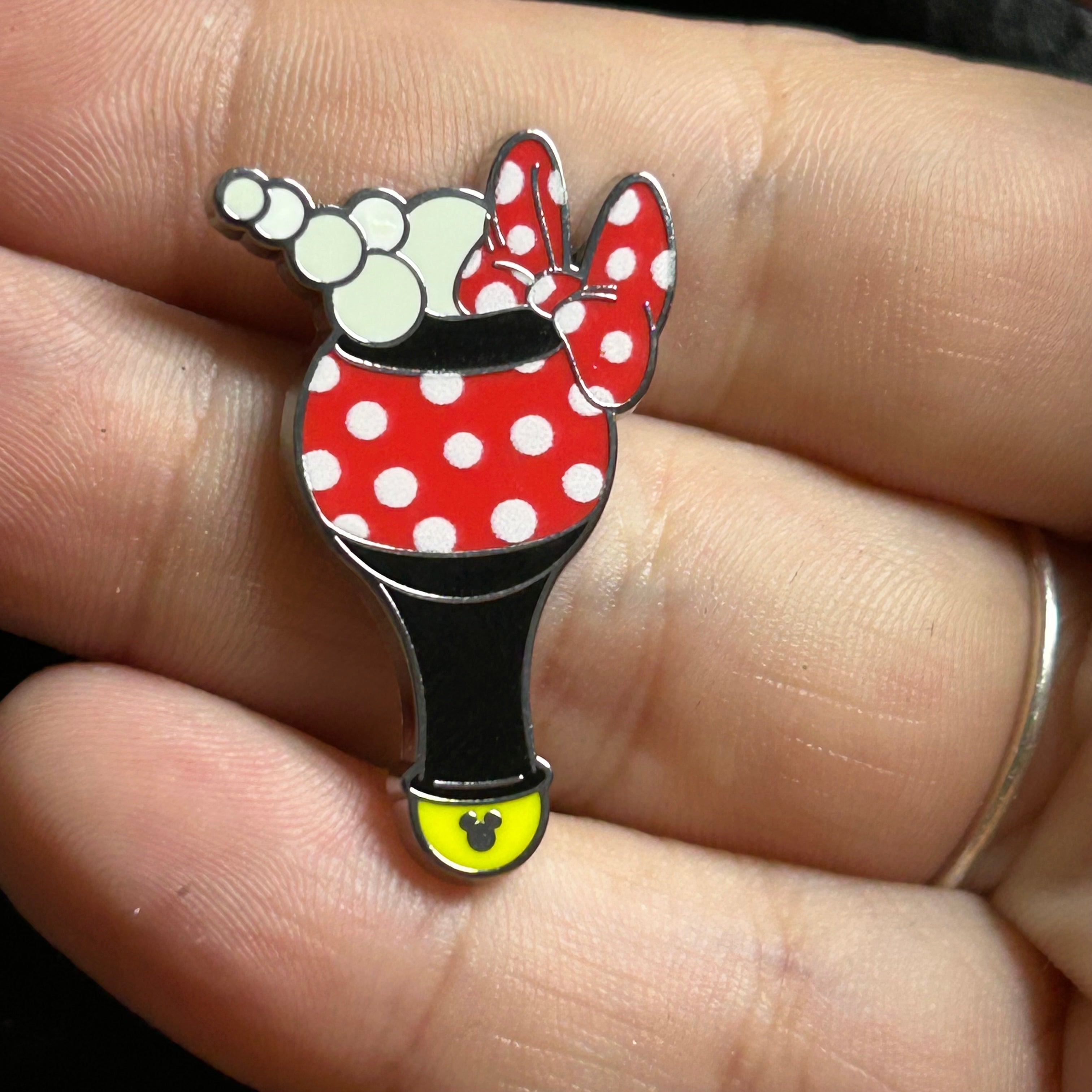 2025 - Minnie Mouse - Bubble Wand - Wave B - Hidden Disney - Disney Pin