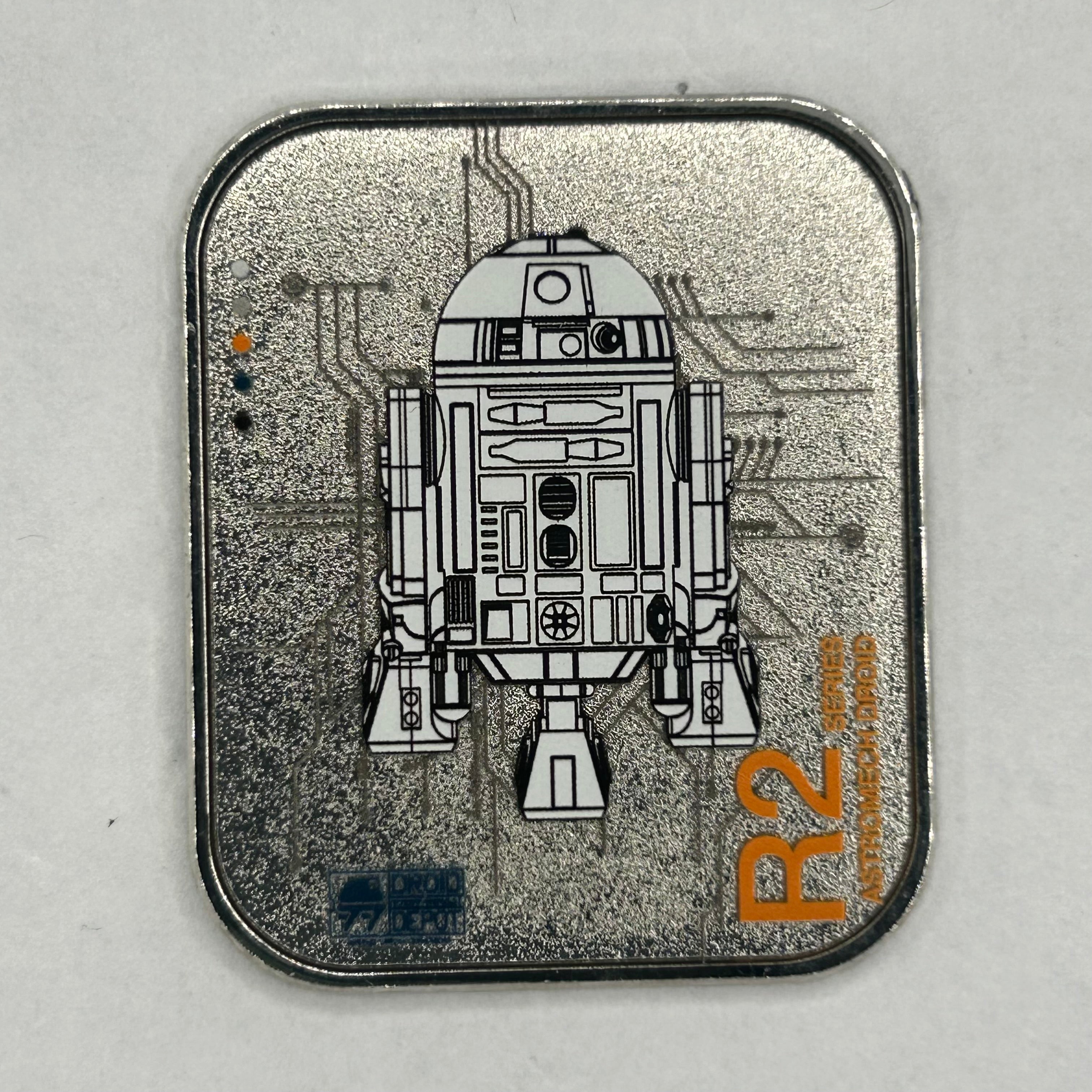 2022 - Star Wars - Silver R2 -  Disney Pin