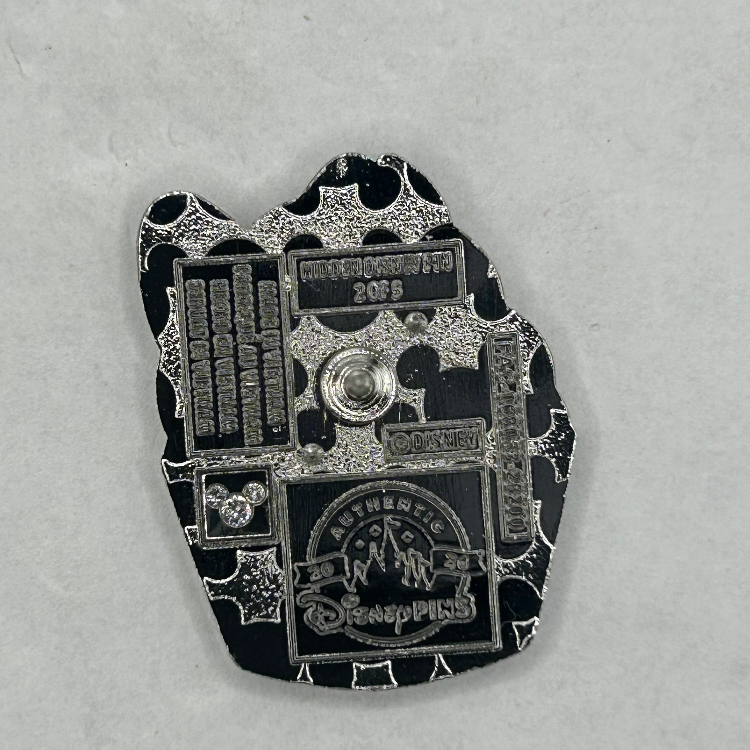 2026  - Daisy Cupcake - Hidden Mickey - Disney Pin