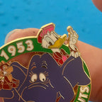 2001 - Working For Peanuts - Chip, Dale and Donald Duck - Elephant - Disney Pin