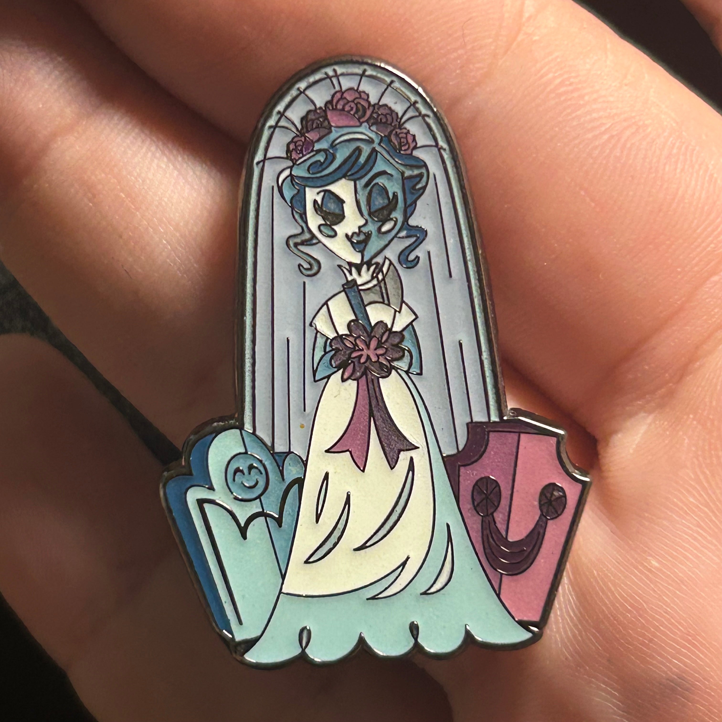 2023 - Loungefly - Constance Hatchaway - Full Body -  Haunted Mansion - Hot Topic  - Disney Pin