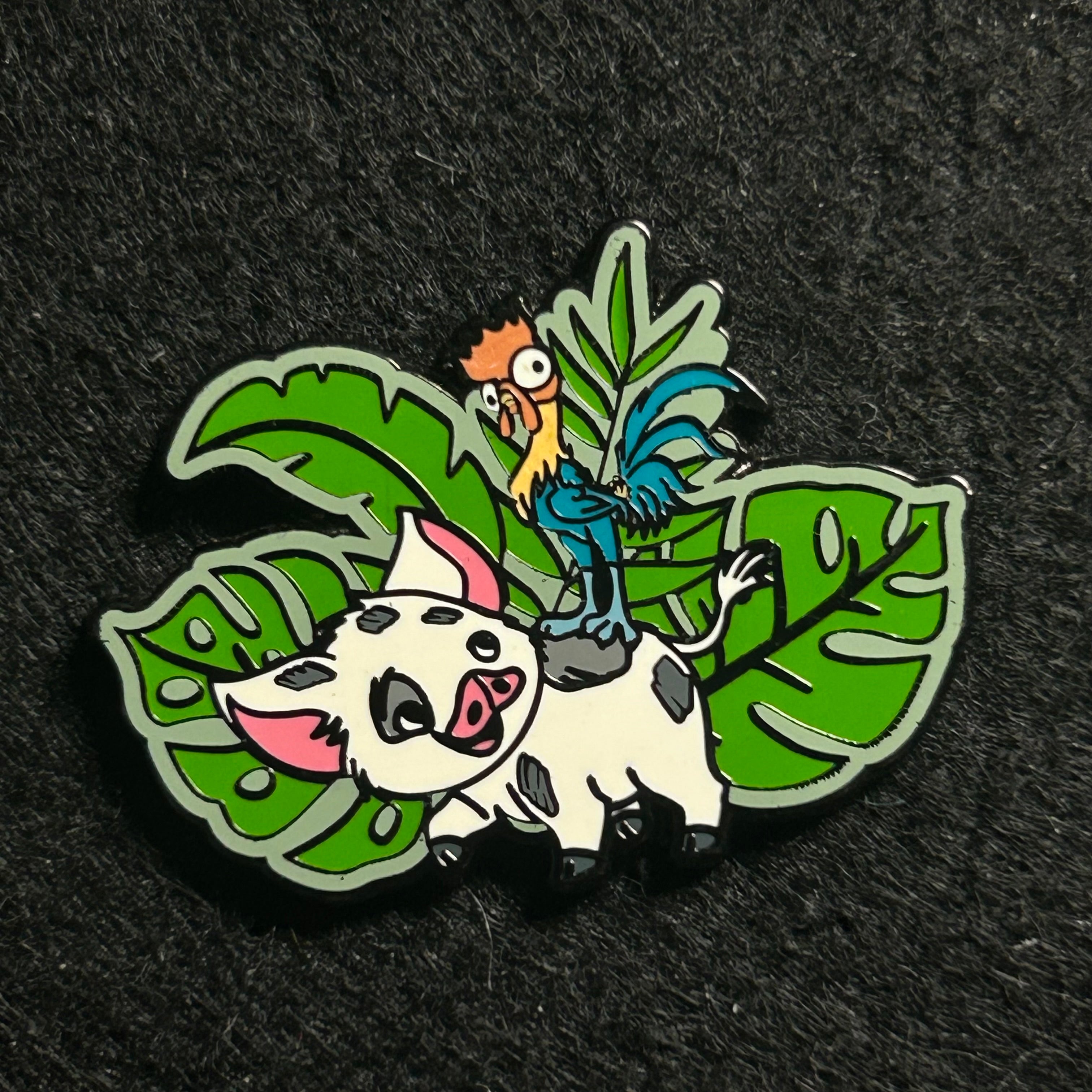 2019 - Hei Hei and Pua -  Leaf Background - Moana - Disney Pins