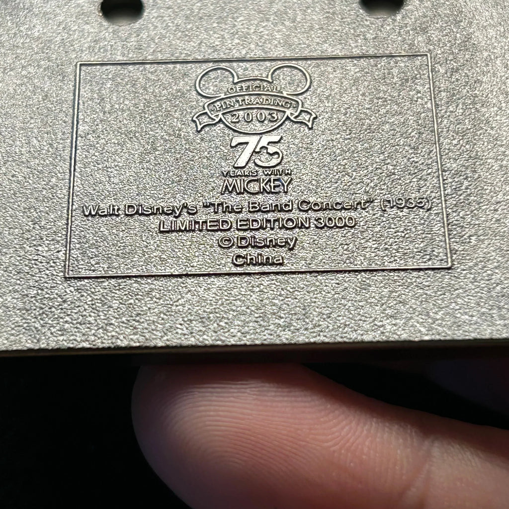 2003 - Vintage - Mickey Mouse - The Concert - WDW - LE 3,000 - Disney Pin with Stand