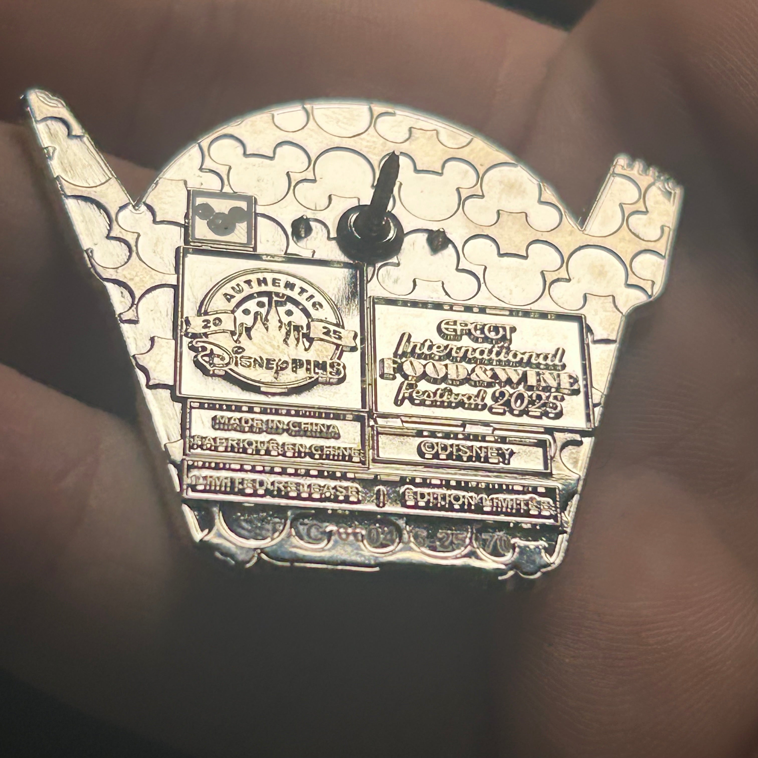 2025 - Minnie Mouse - LR - EPCOT International Food and Wine Festival - Disney Pin