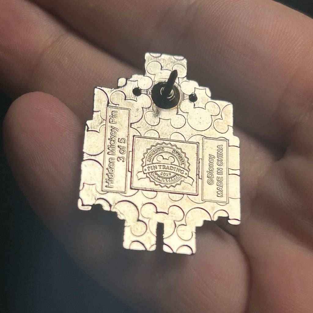 2019 - Baymax - Silver Chaser - Hidden Disney - Disney Pin