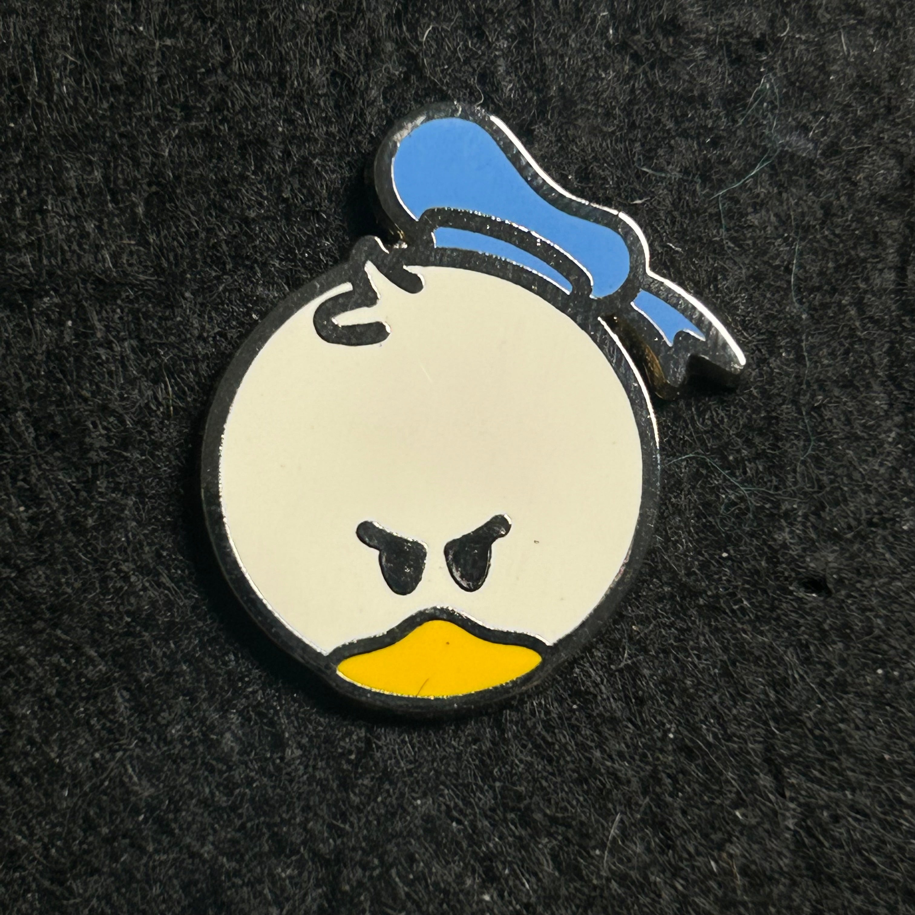 2010 - Donald Duck Head - Mad - Baby - Disney Pin