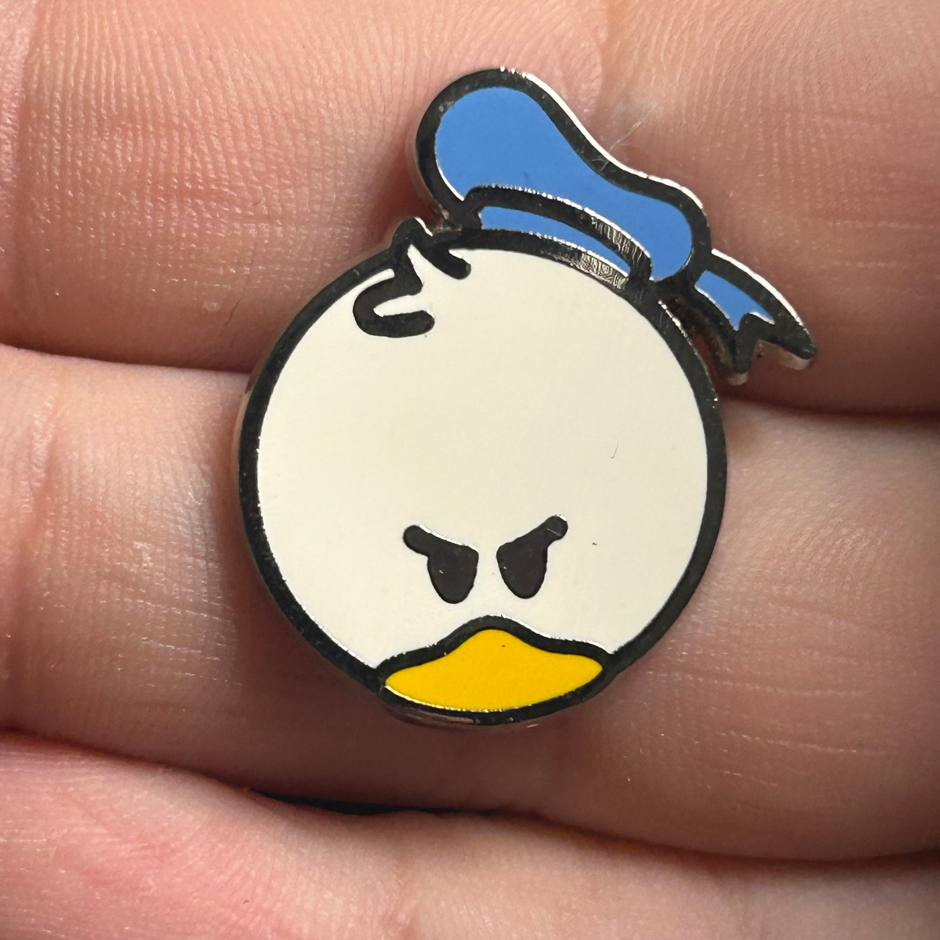 2010 - Donald Duck Head - Mad - Baby - Disney Pin