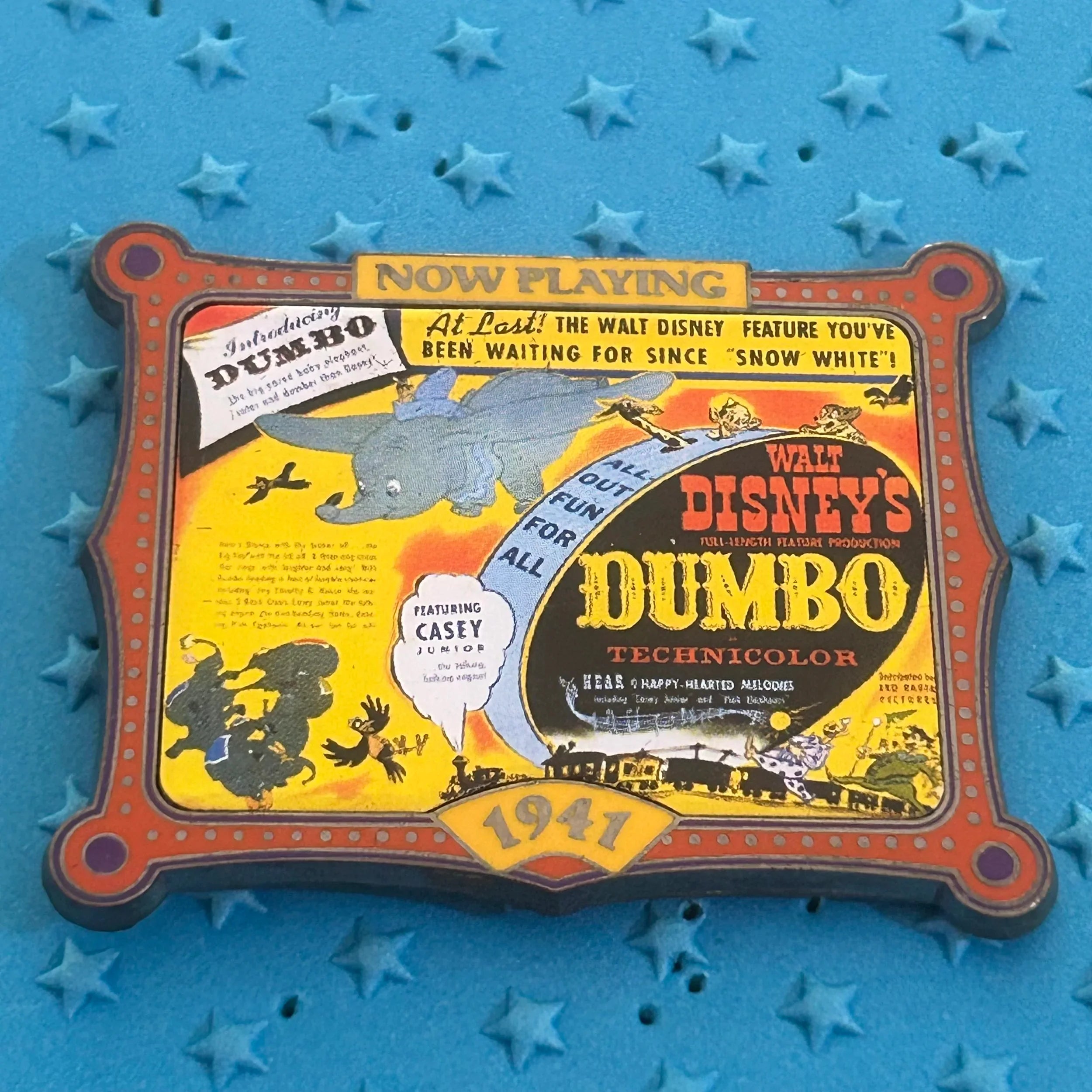 2000 - Dumbo Movie Poster 1941 - 100 Years Of Dreams - Disney Pin
