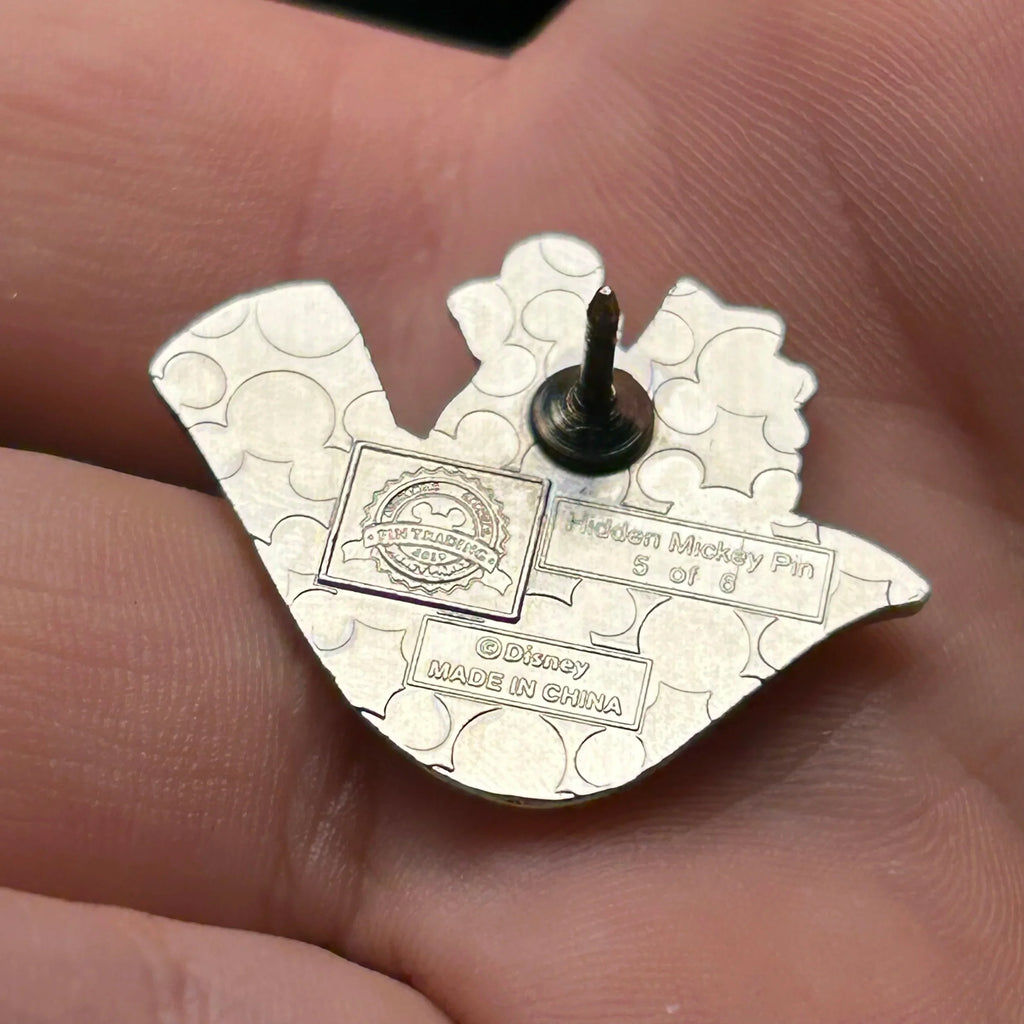 2019 - Queen of Hearts - Head - Hidden Mickey - Disney Pin