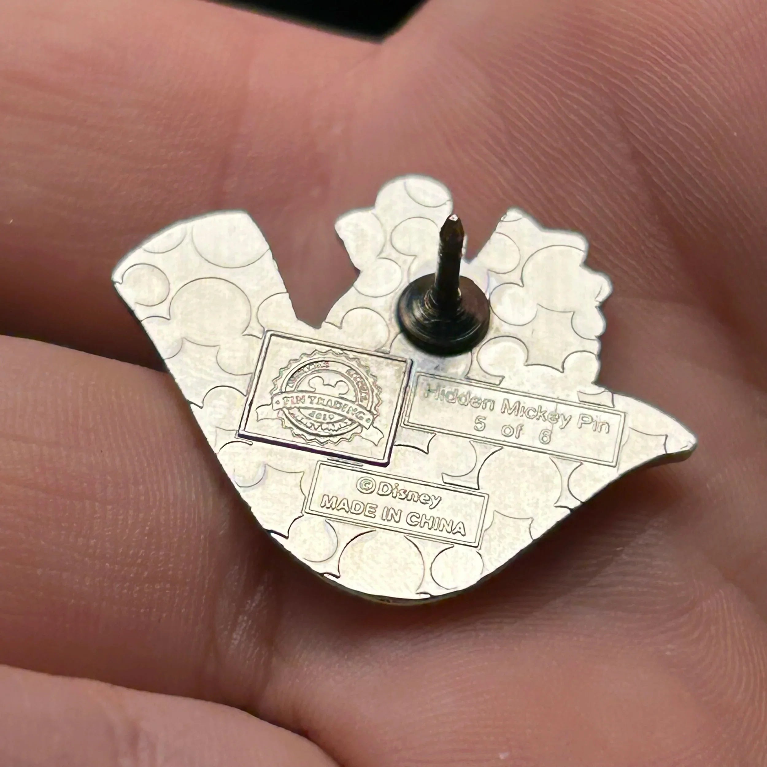 2019 - Queen of Hearts - Head - Hidden Mickey - Disney Pin