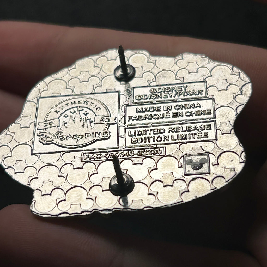 2023 LR - Luca with "Summer" Ice Cream - Double Texture - Disney Pin