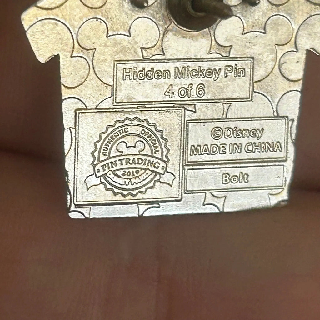 2019 - Bolt - Hidden Mickey - Dog House Series - Pin