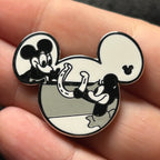 2019 - Mickey and Minnie  - Plane Crazy - Hidden Mickey - Shorts Series - Disney Pin