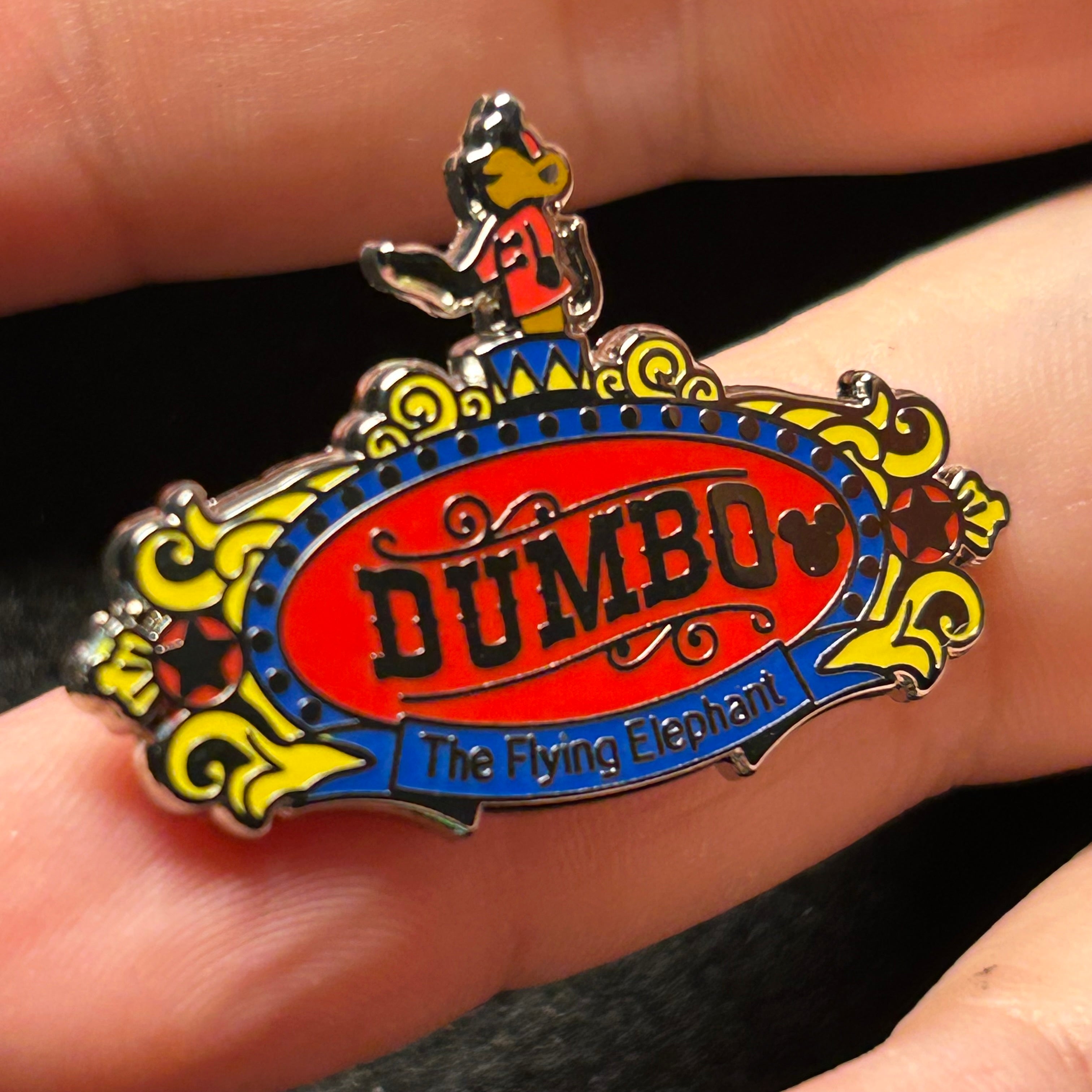 2019 - Dumbo the Flying Elephant - Sign Series - Hidden Mickey - Disney Pin