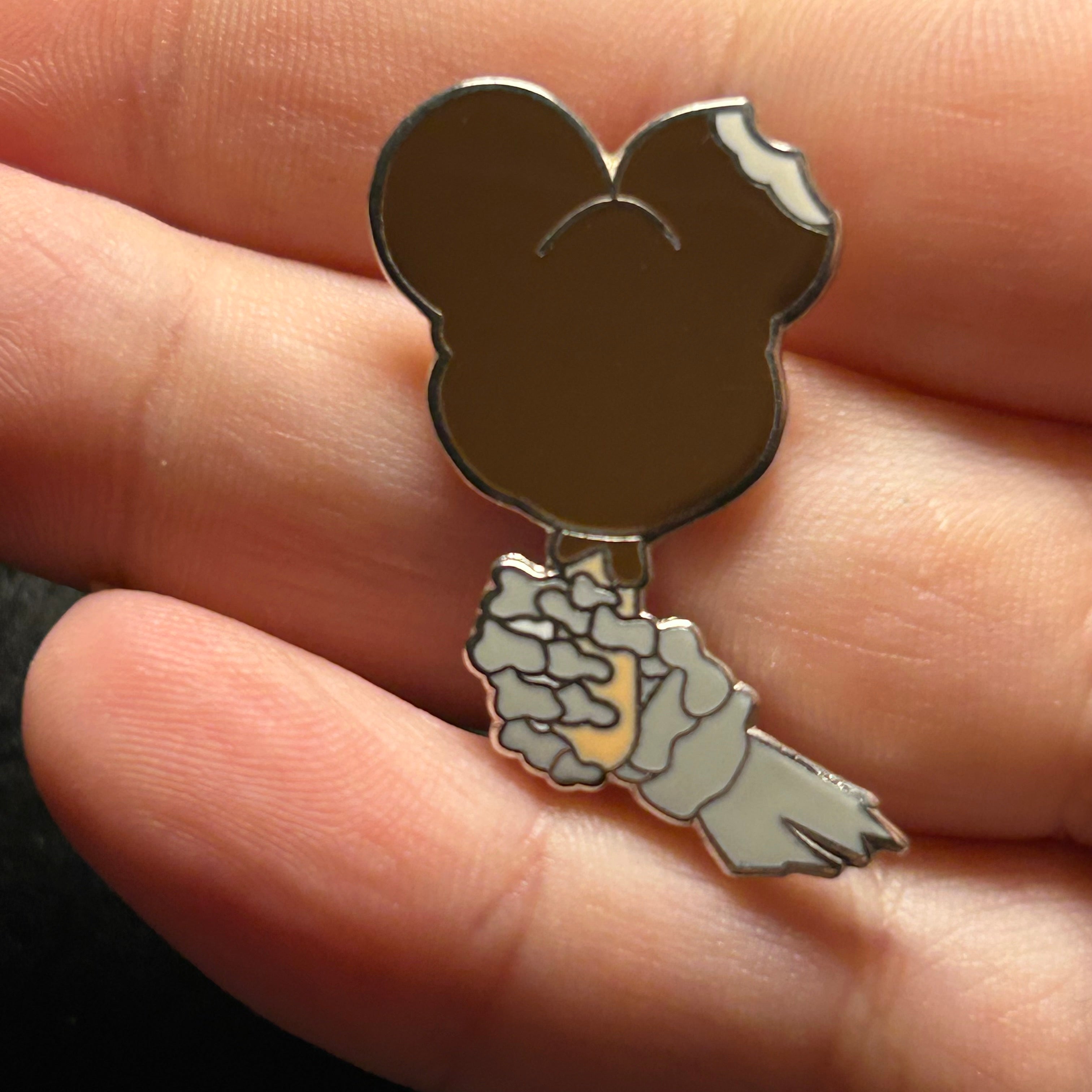 GS - Mickey Ice Cream - Skeletal Hand - Disney Pin