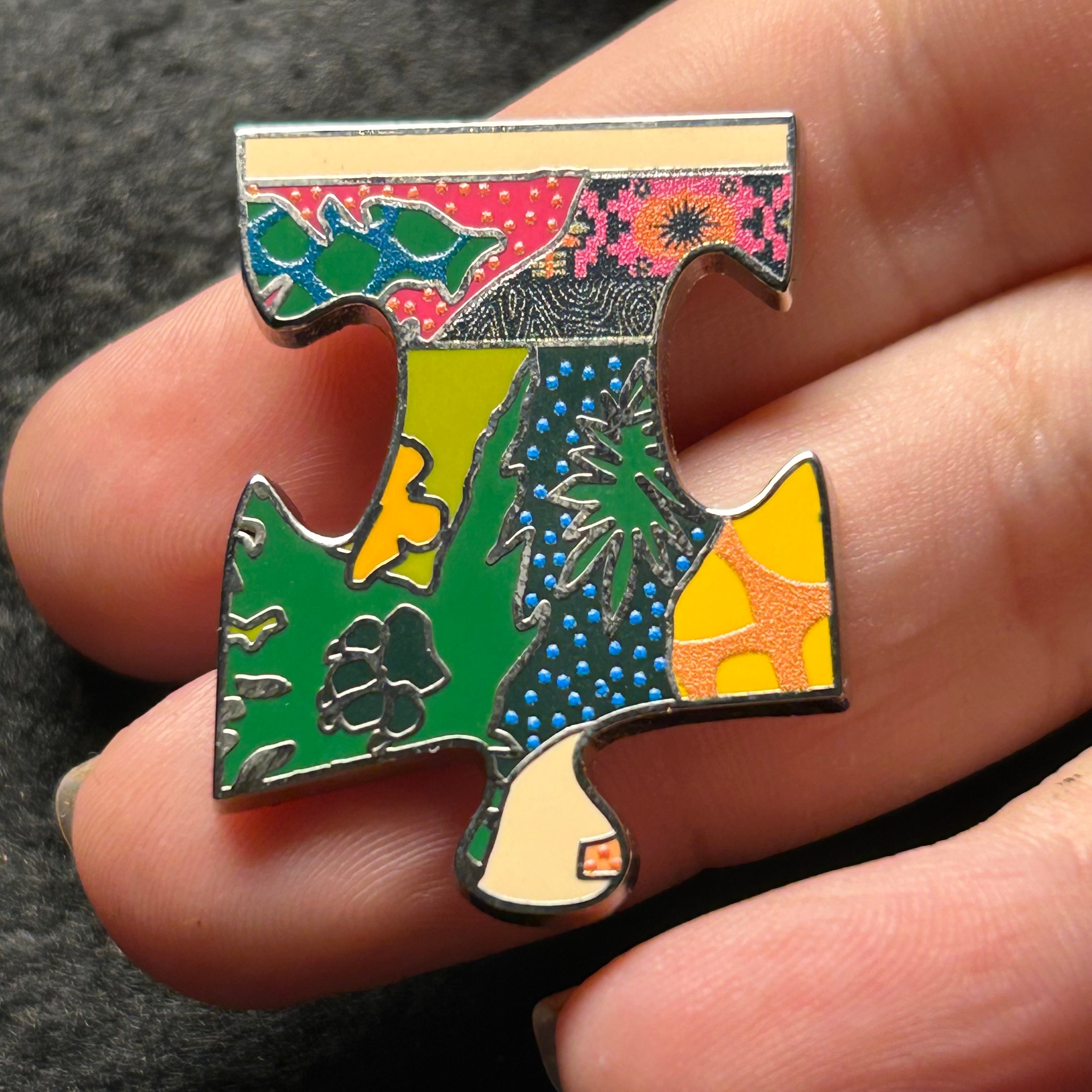 2023 - Animal Kingdom Puzzle Piece - Edge - Floral Pattern - Disney Pin