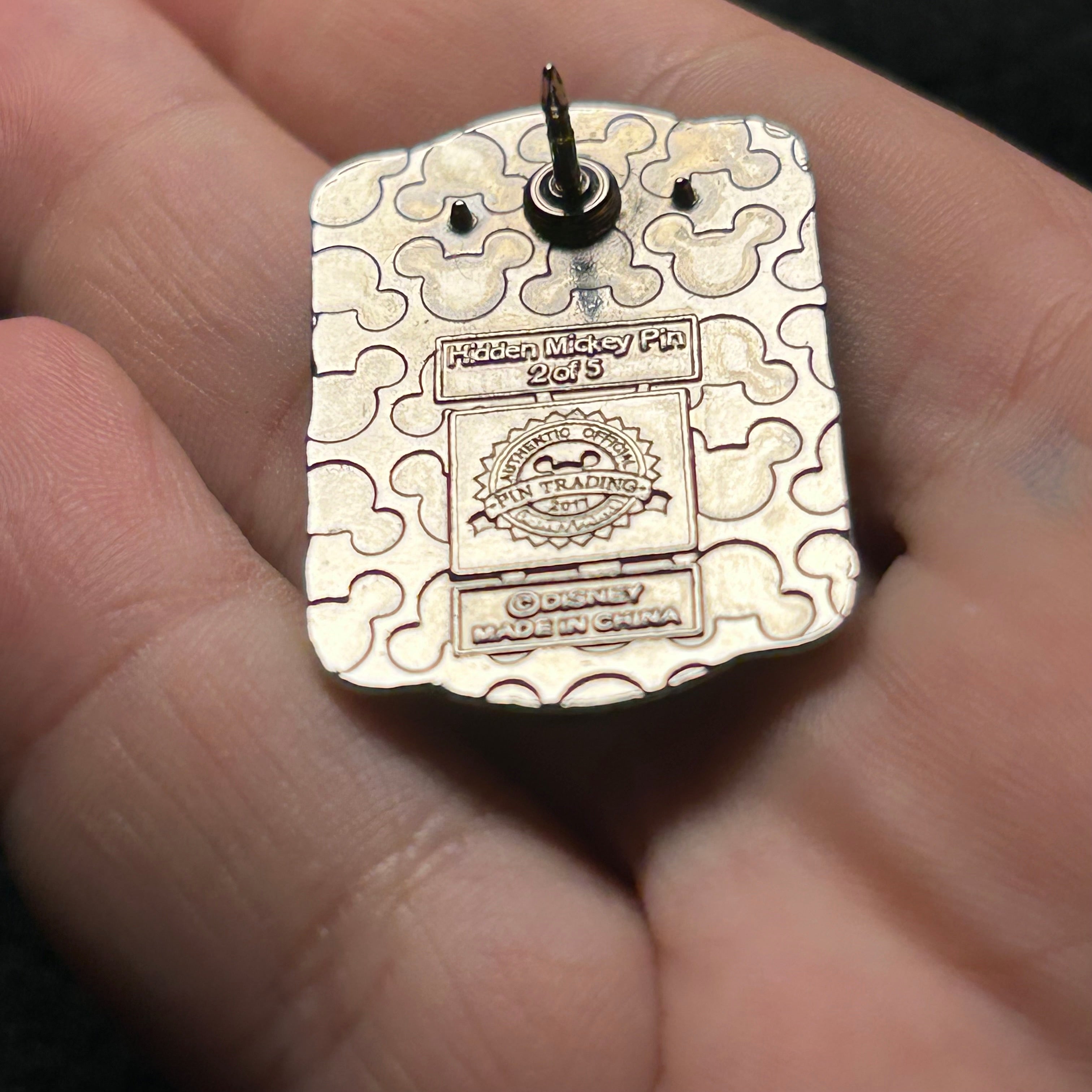 2017 - Cookie Sheet Mickey Heads and Dog Bones - Hidden Disney - Disney Pin