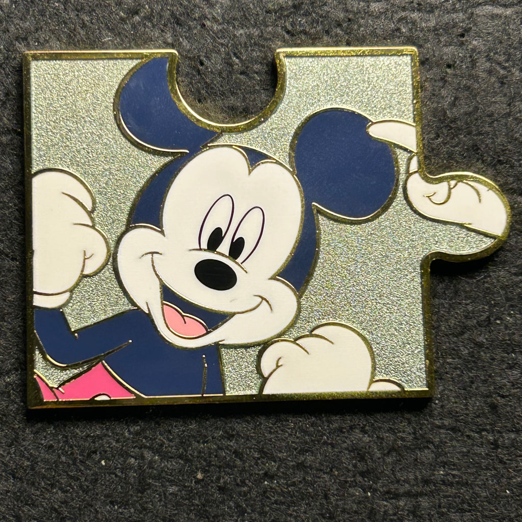MII - Mickey Mouse Puzzle Piece - Disney Pin
