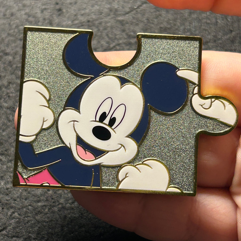 MII - Mickey Mouse Puzzle Piece - Disney Pin