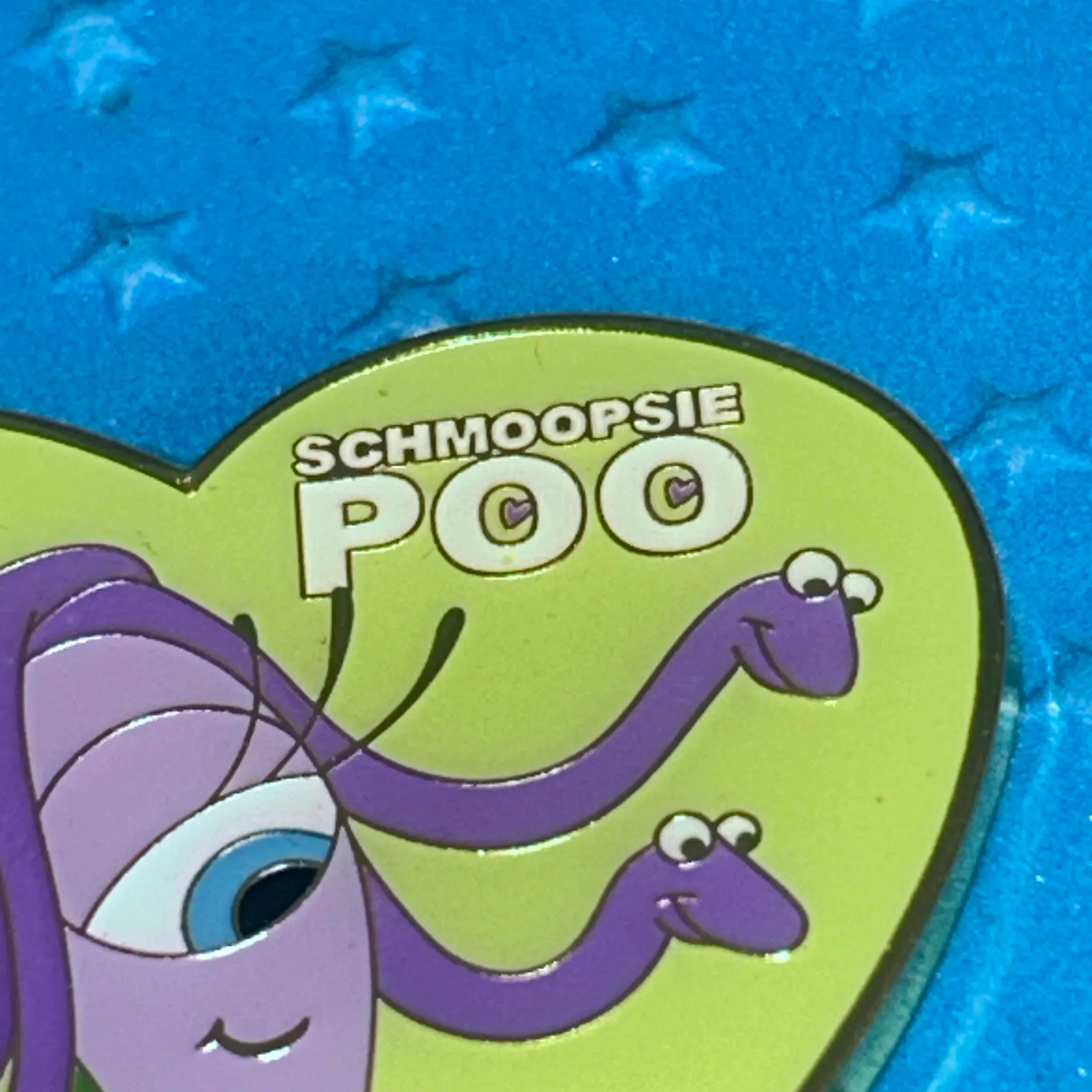 Loungefly - Celia Mae - Schmoopsie Poo - Green Heart - Disney Pin