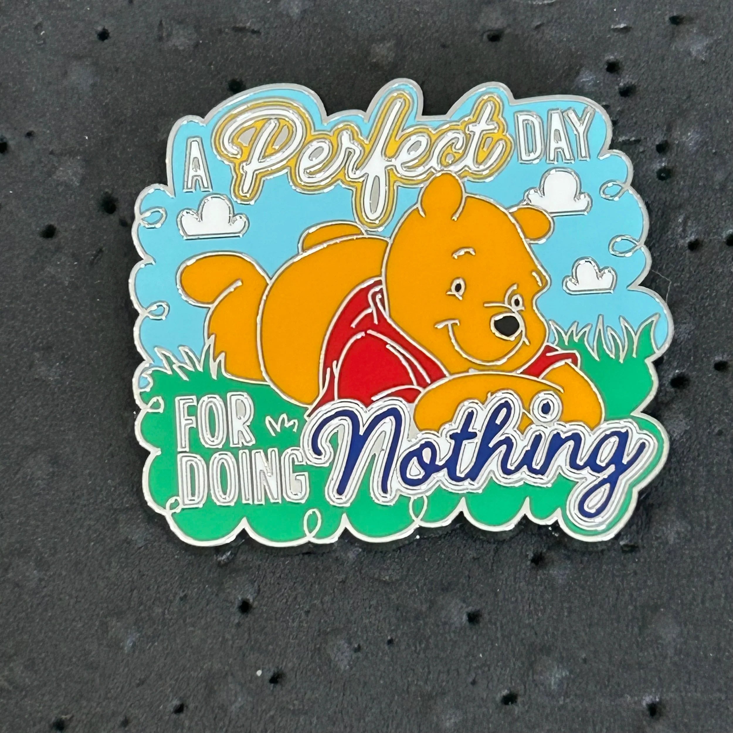 2022 - Winnie the Pooh - Perfect Day For Doing Nothing - Mystery Pin