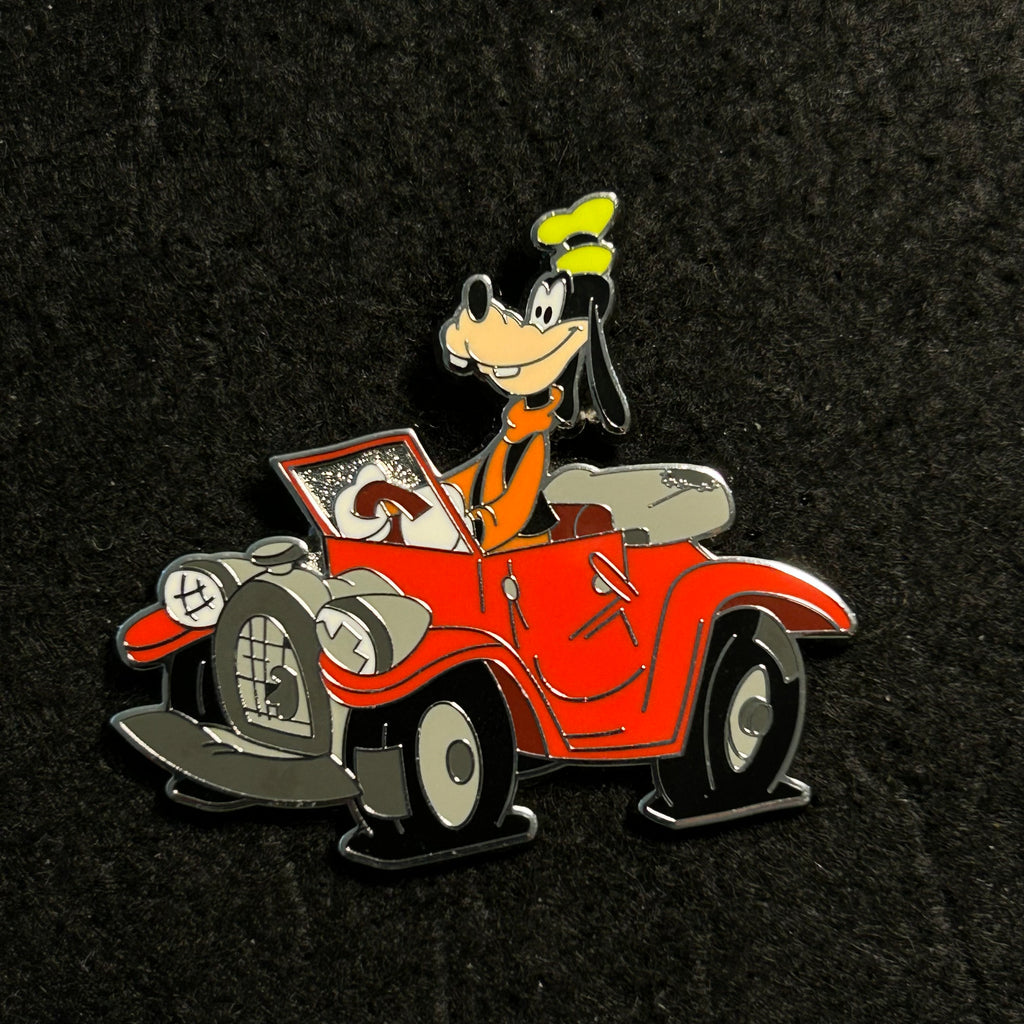 2023 - Goofy Driving Car - Disney Pin