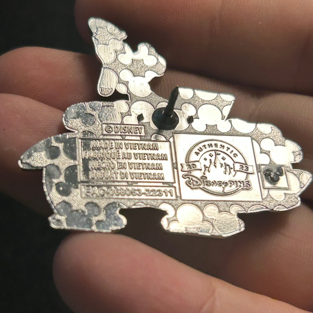 2023 - Goofy Driving Car - Disney Pin