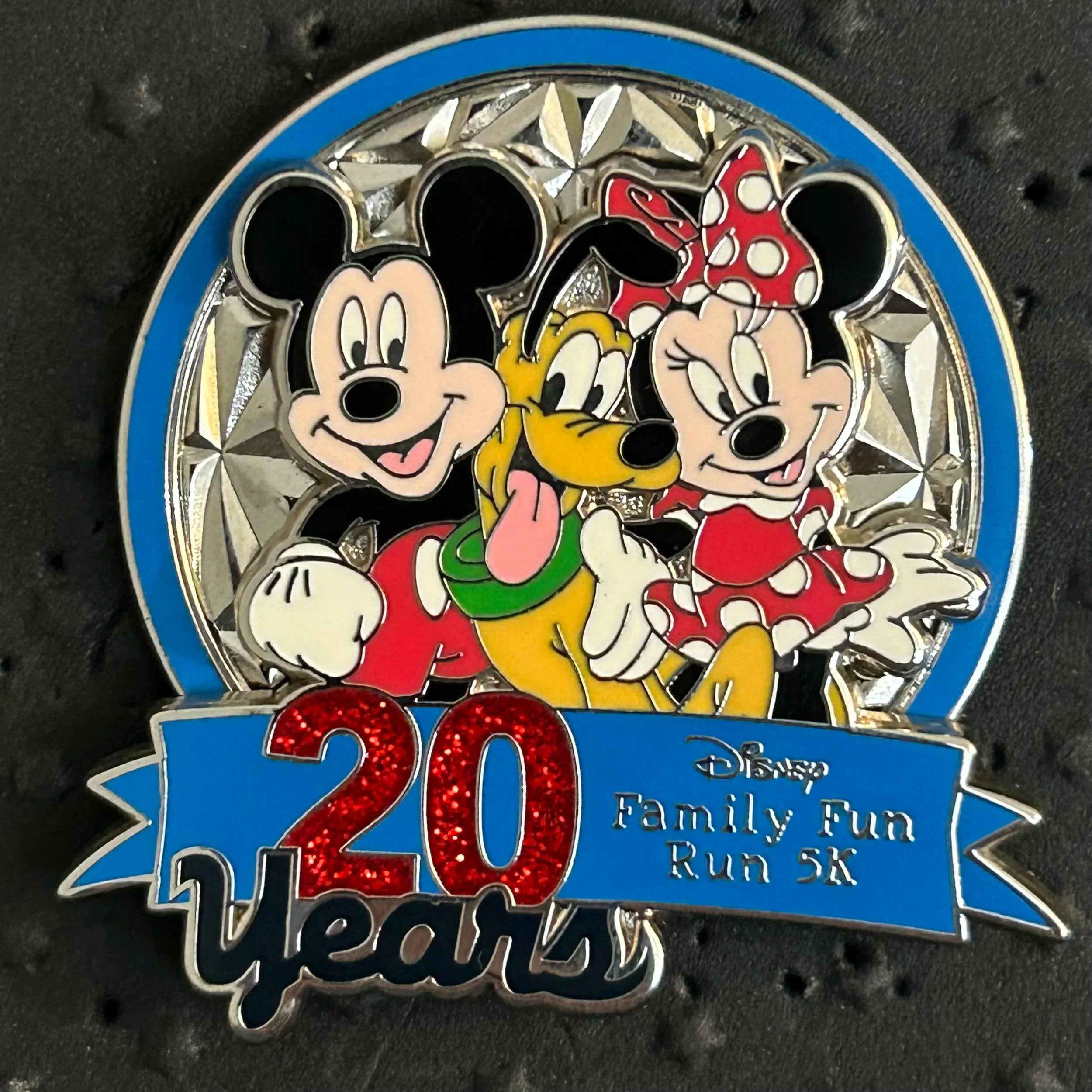 PRE PRODUCTION - 2013 - Mickey, Minnie, Pluto - EPCOT - 20 Years - Family Fun Run - 5 k - Disney Pin