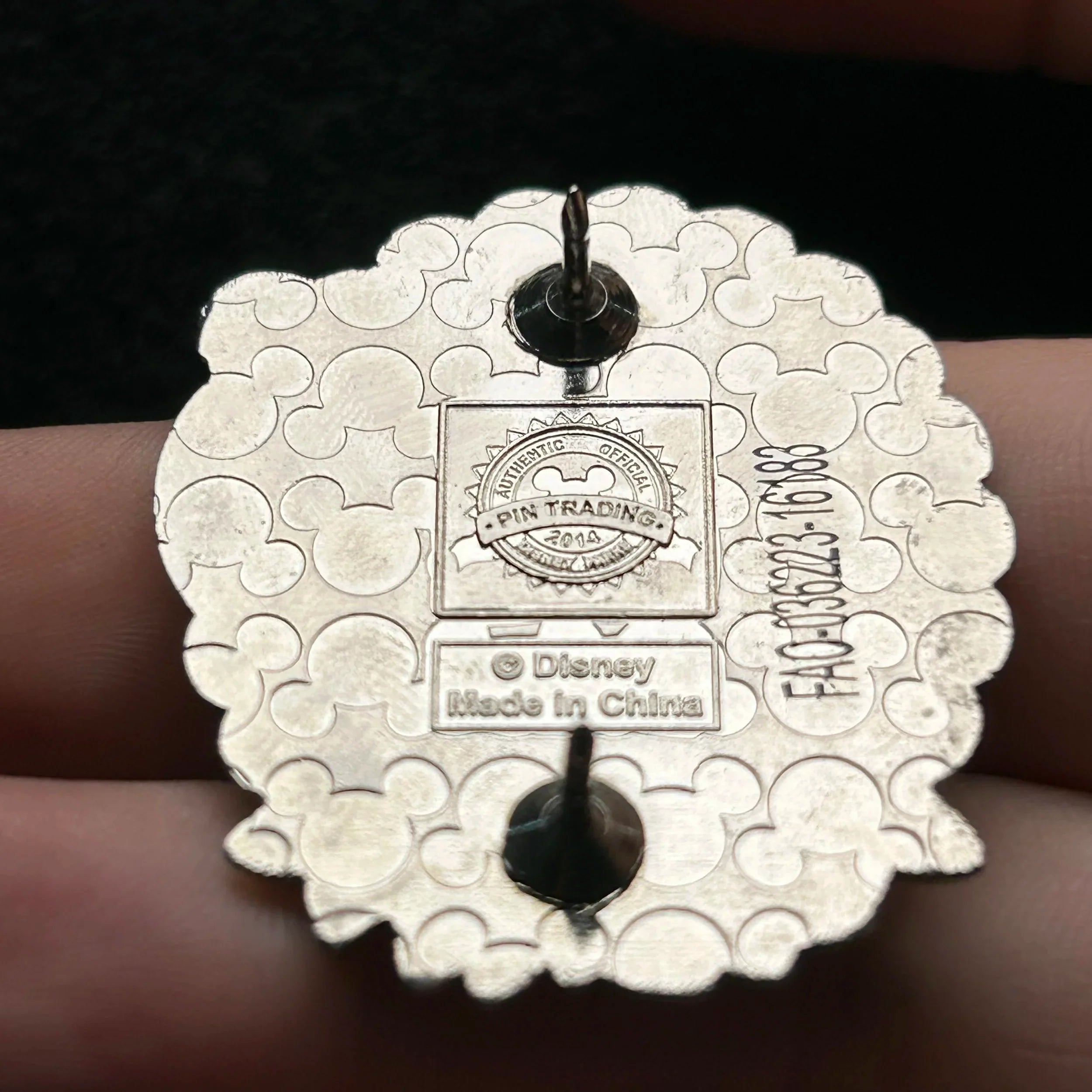 2014 - White Rabbit - Alice in Wonderland - Starter Series - Disney Pin