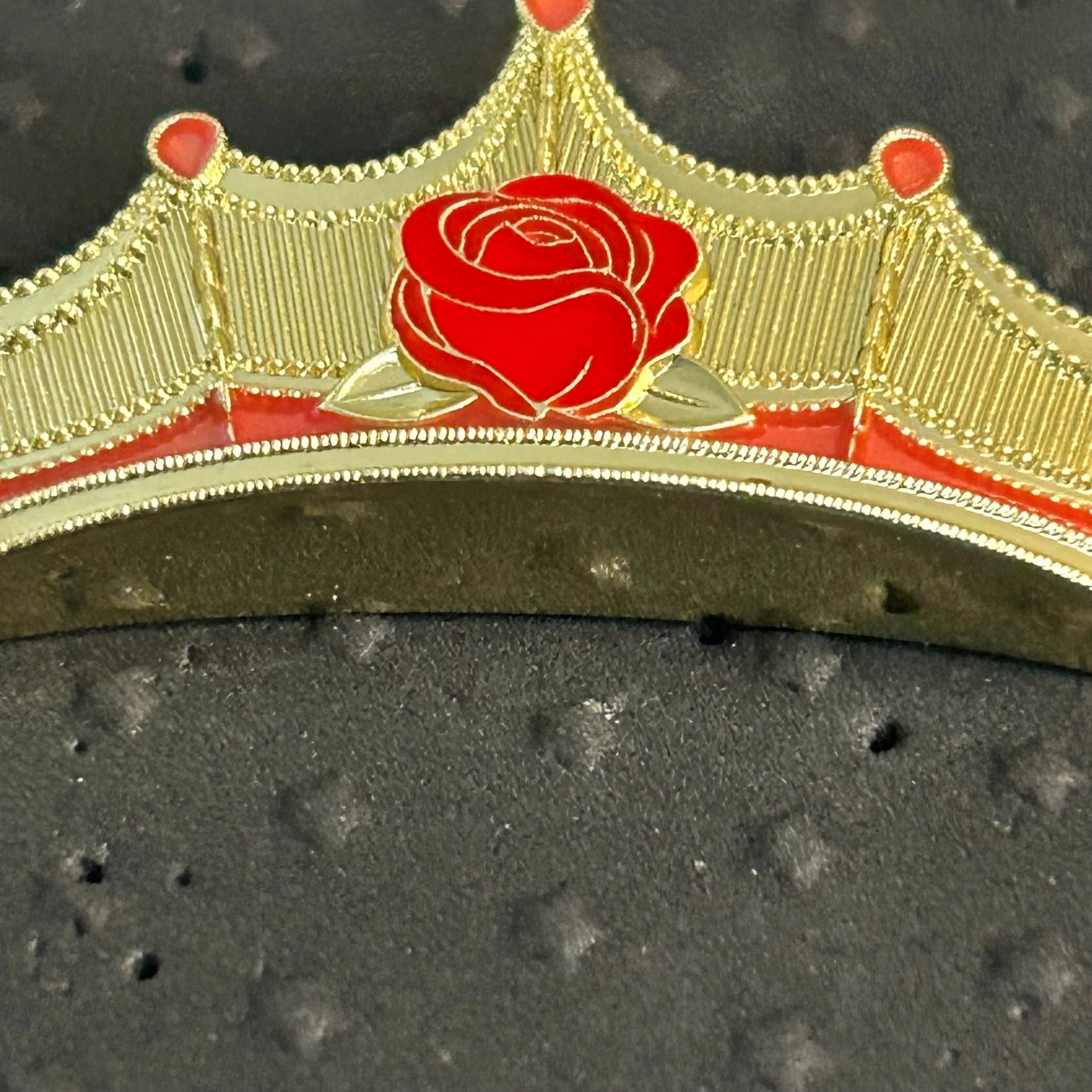2024 - Belle - Beauty and the Beast - Tiara - Disney Pin