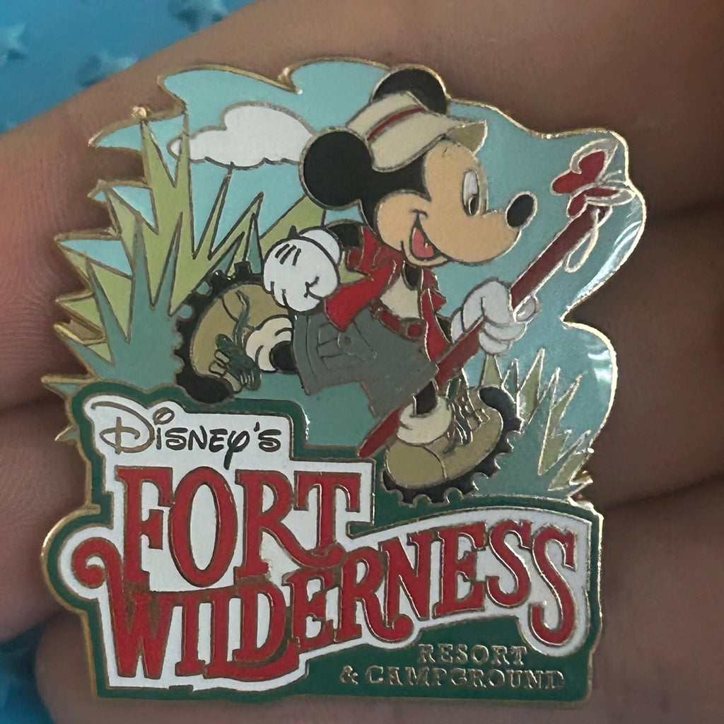 2004 - Mickey Mouse - Campground With Hiking - Fort Wilderness - WDW - Disney Pin