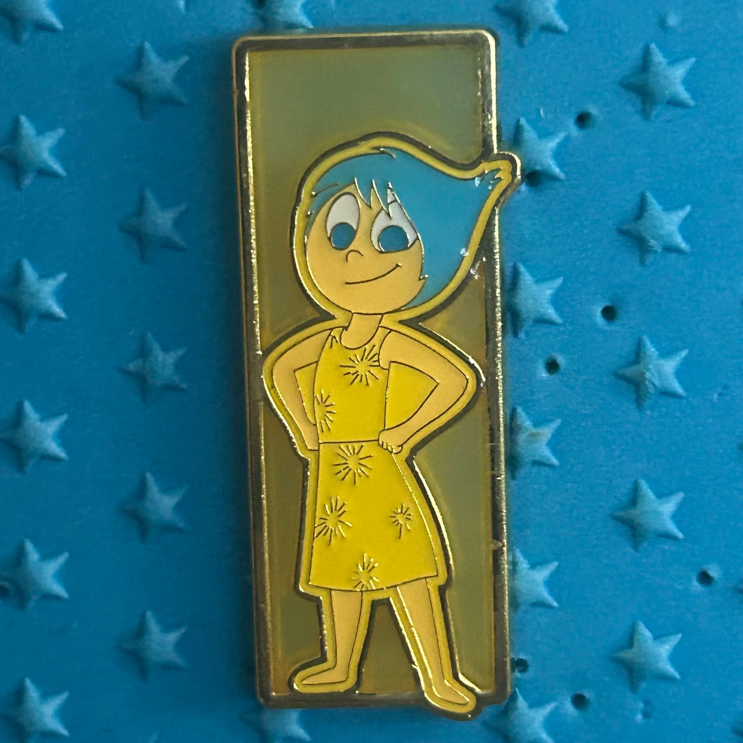 Loungefly - Joy - Inside Out - Portrait - Disney Pin