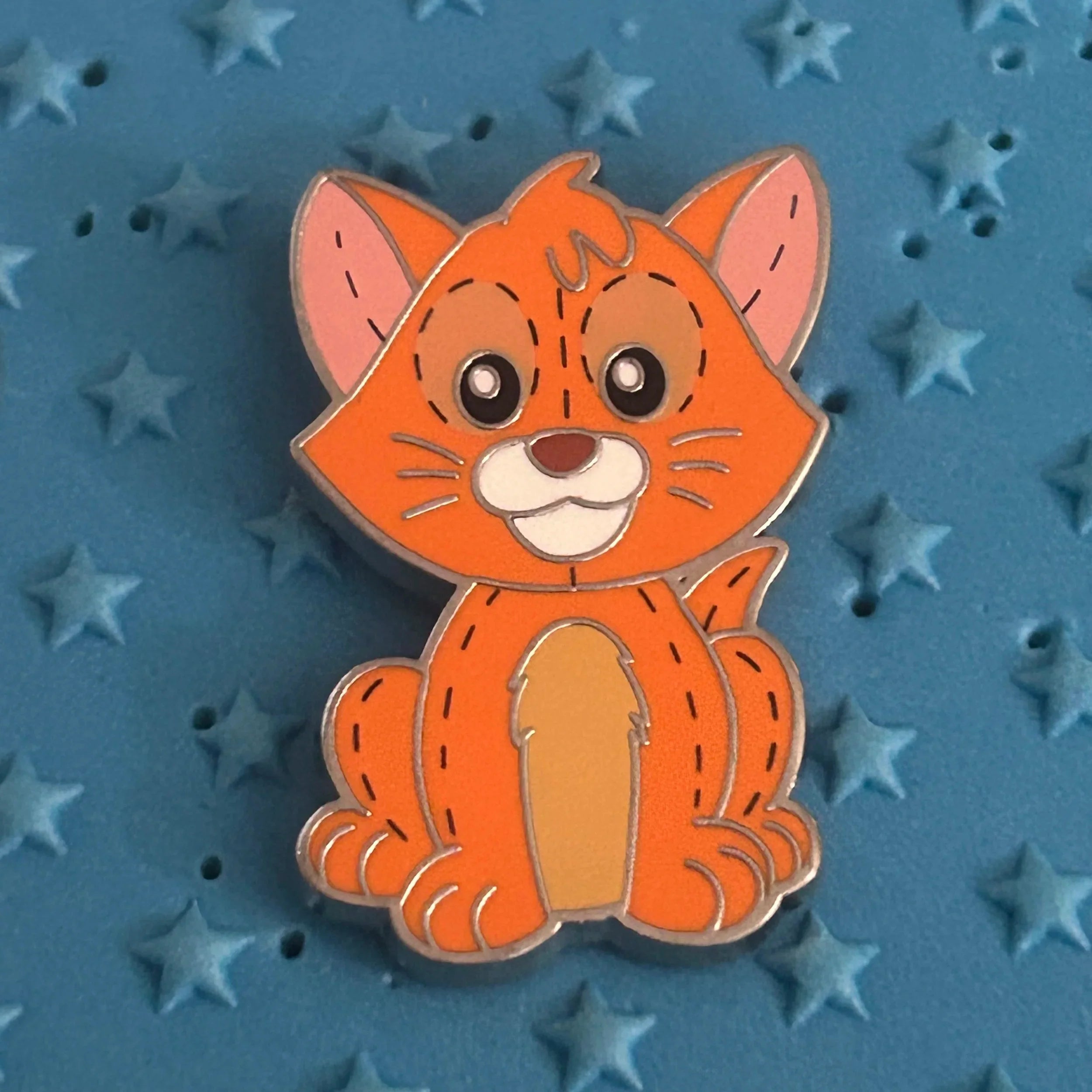 2024 - Oliver - Pixie Plush - Mystery Pin