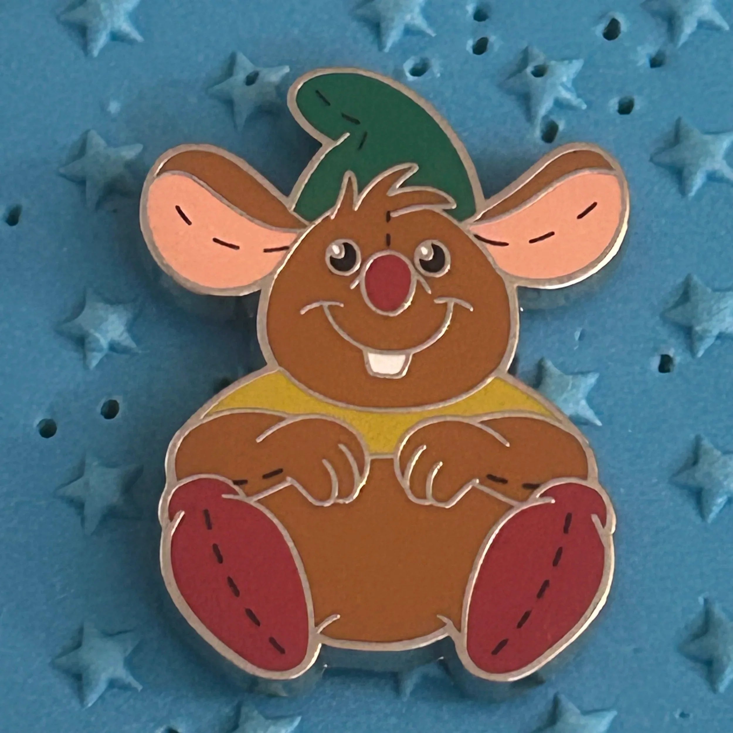2024 - Gus Gus - Cinderella - Pixie Plush - Mystery Pin