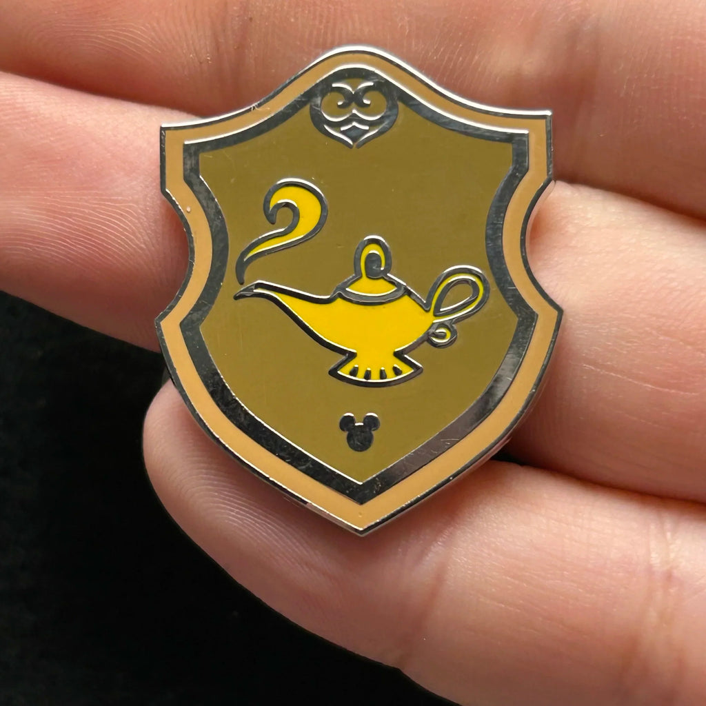 2018 - Jasmine - Aladdin - Princess Crest - Hidden Mickey - Disney Pin